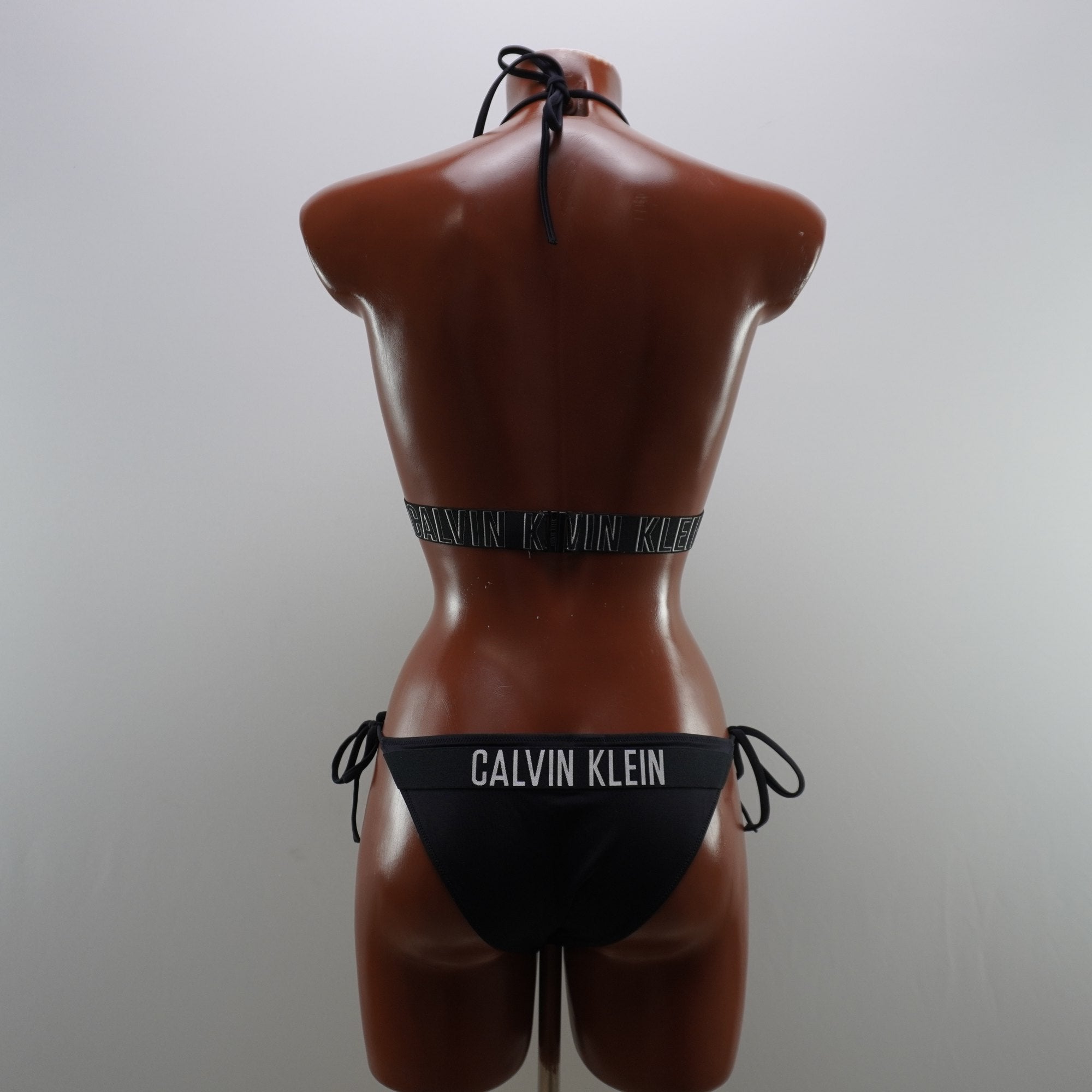 Vestido de Baño Calvin Klein para Mujer Usado - Negro, M