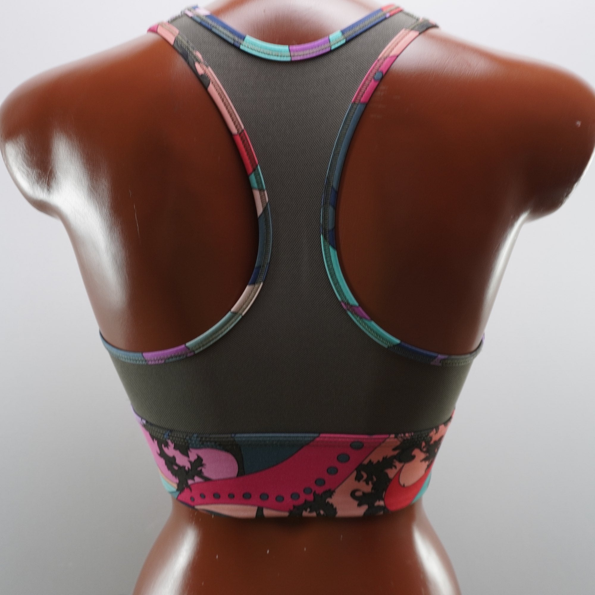 Vestido de Baño Nike para Mujer Usado - Pequeño (S), Muy Buen Estado