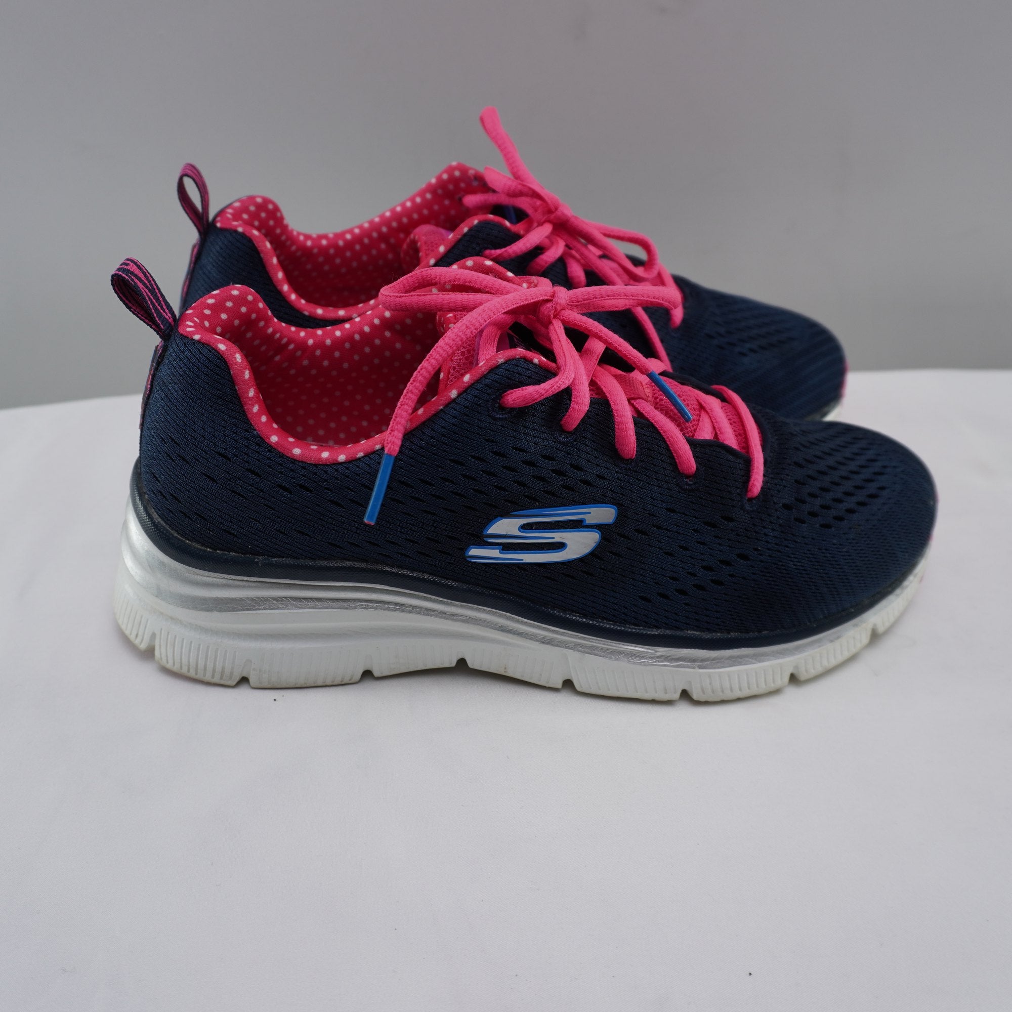 Zapatillas Skechers para Mujer Usadas - Azul Marino, Talla 39