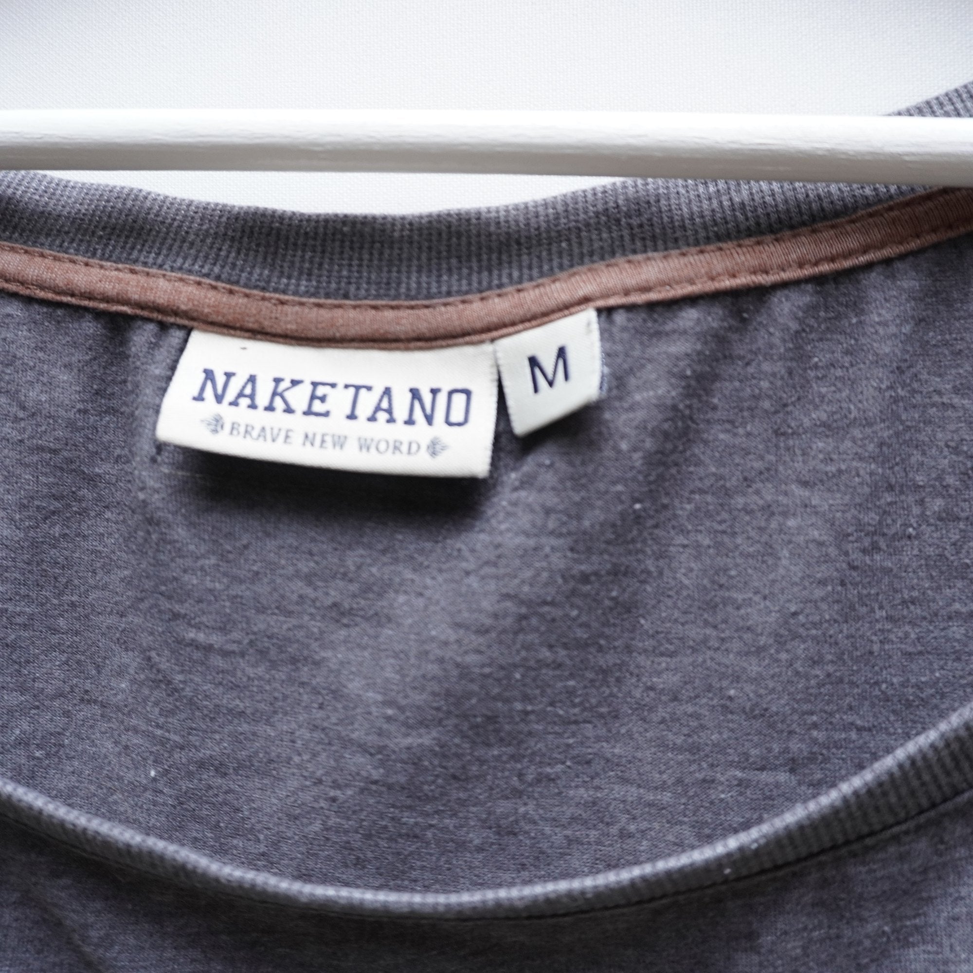 Camiseta de Manga Corta Naketano para Mujer Usada - Gris, M