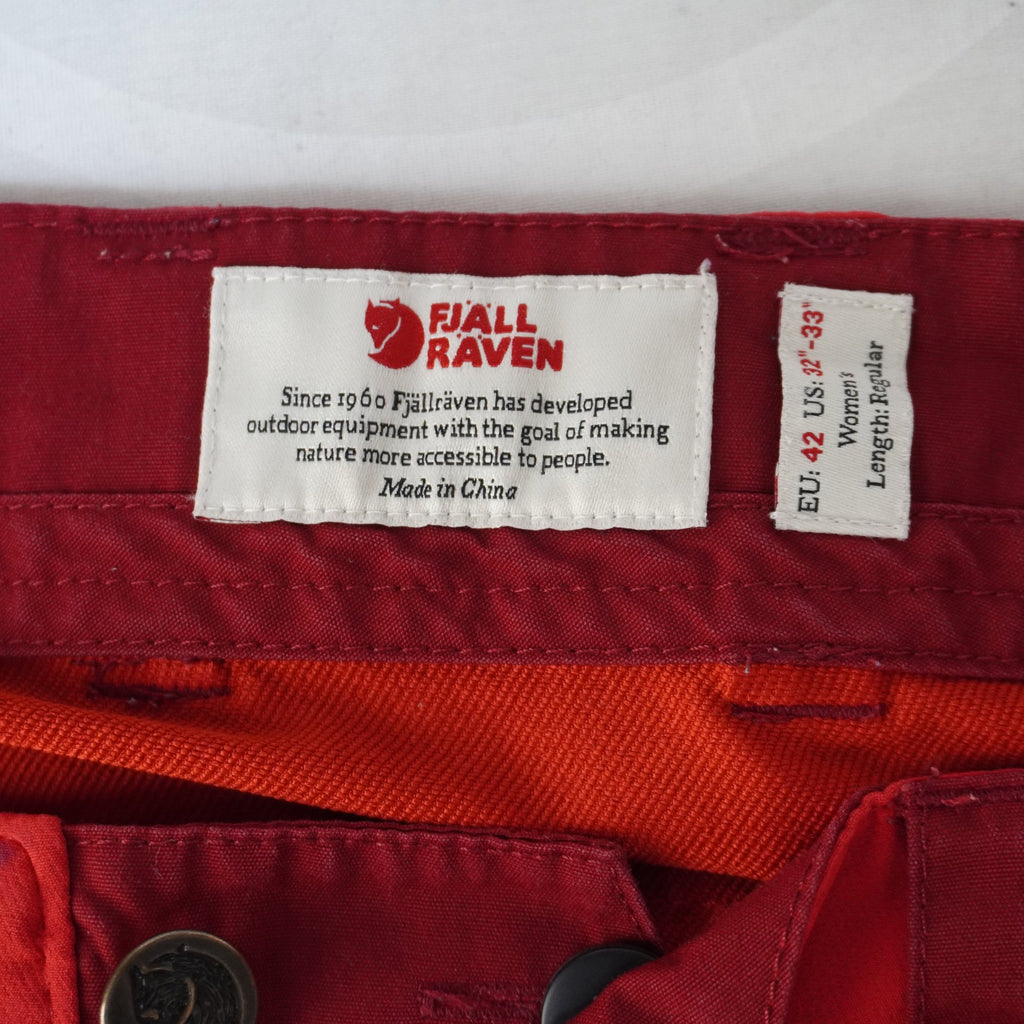 Pantalones tipo Cargo Fjallraven para Mujer Usados - Rojos, L