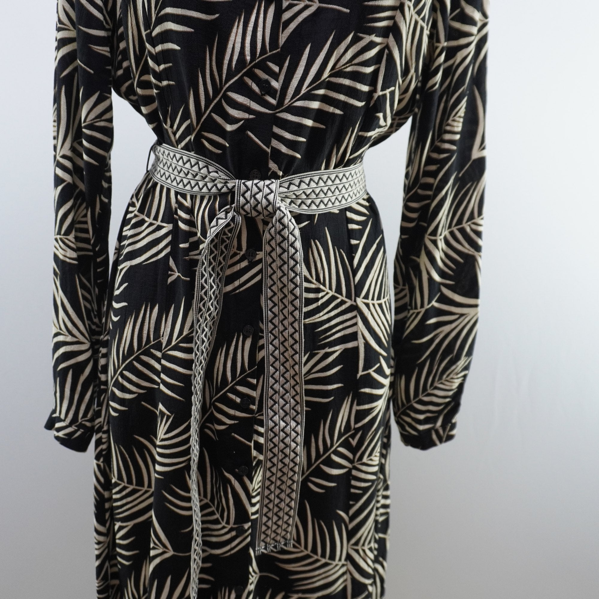Vestido Co&Wunan para Mujer Usado - Negro, Mediano (M)