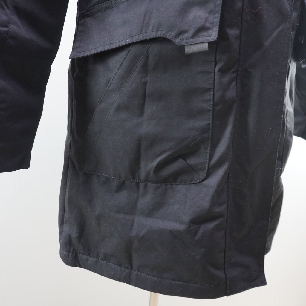 Parka Italian Style para Mujer Usada - Negra, M