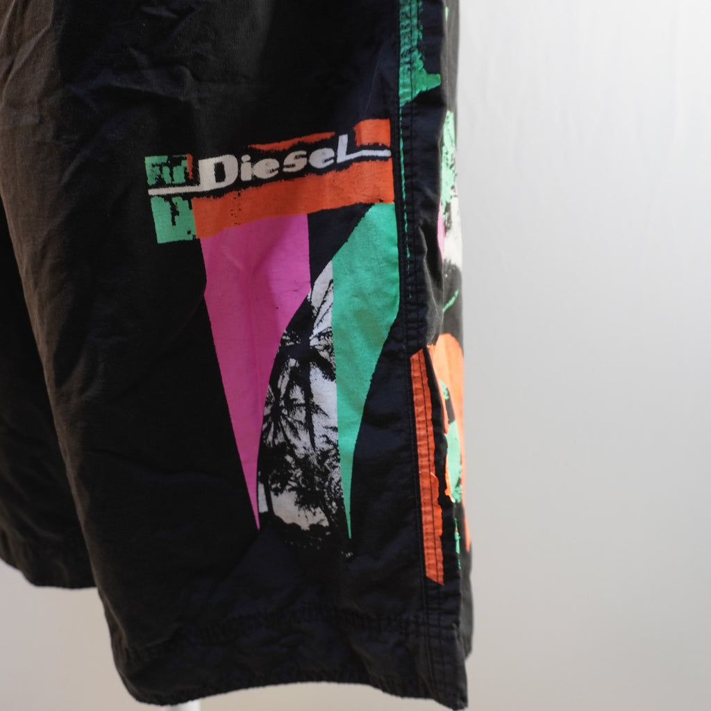 Bermudas Diesel para Hombre Usadas - Negros, L