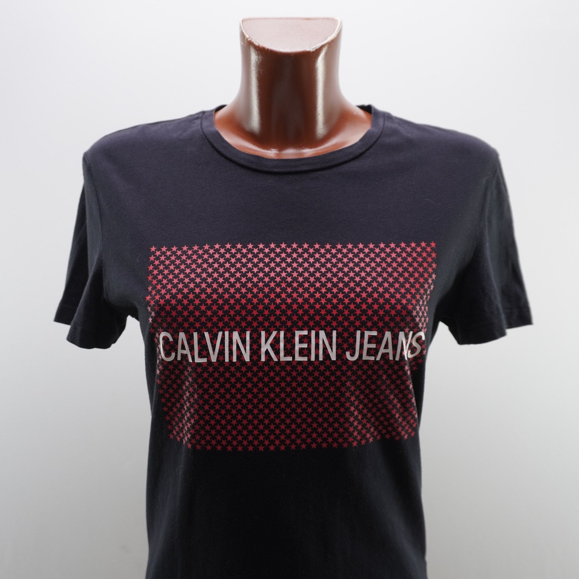 Camiseta de Manga Corta Calvin Klein para Mujer Usada - Negro, L