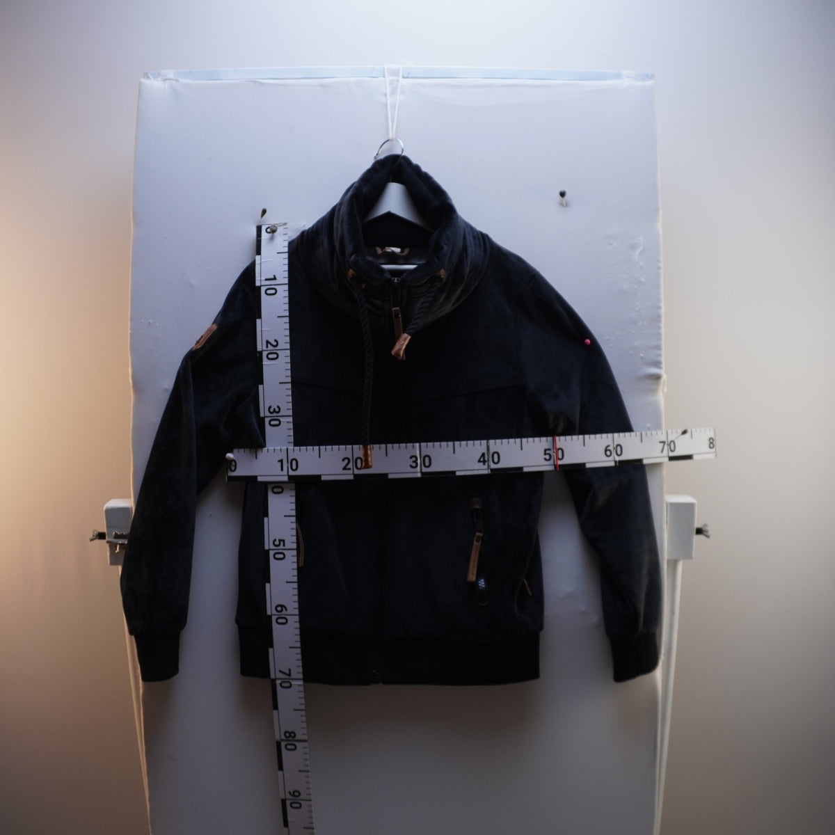 Parka Naketano para Mujer Usada - Negra, M