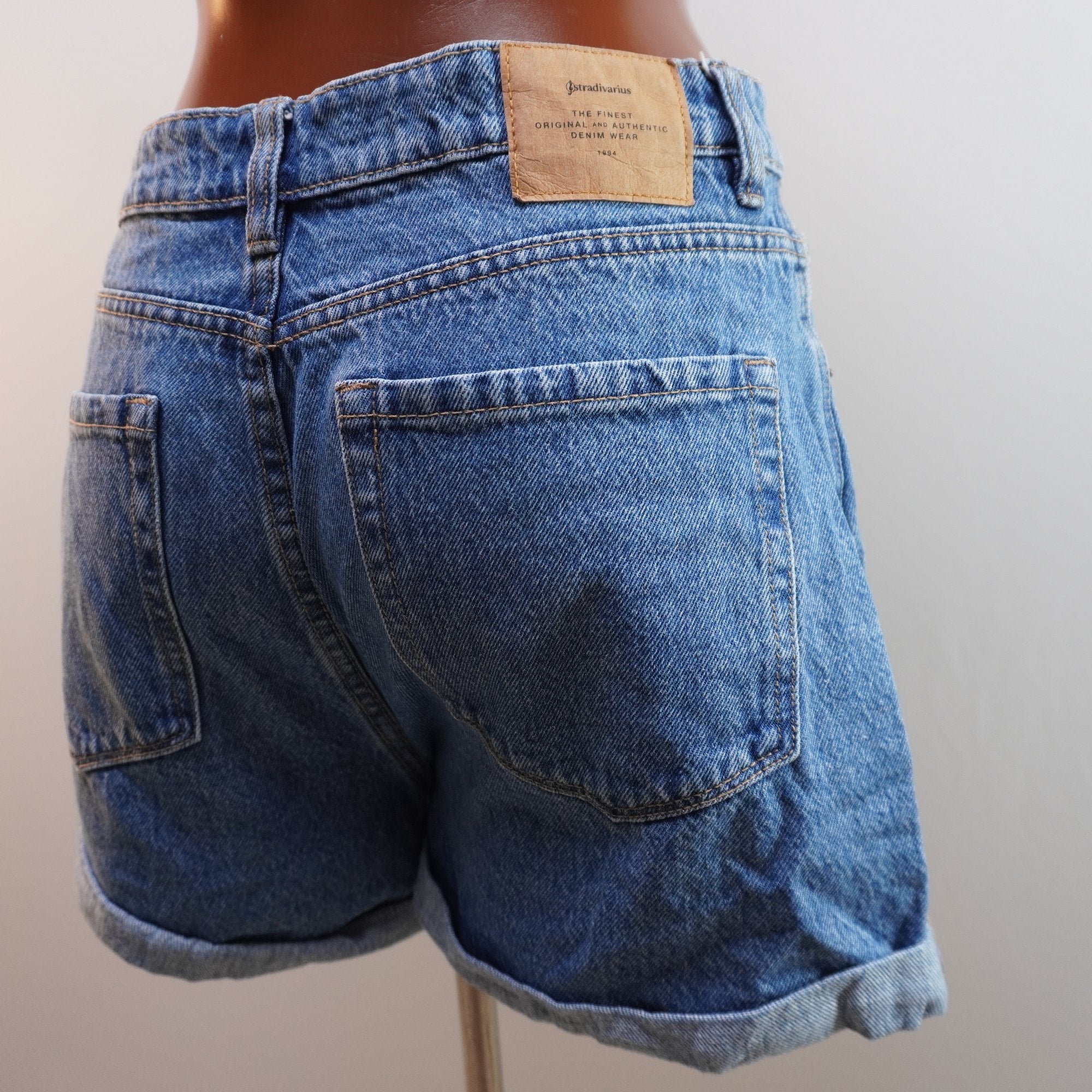 Pantalones Cortos Vaqueros Stradivarius para Mujer Usados - Azul, L