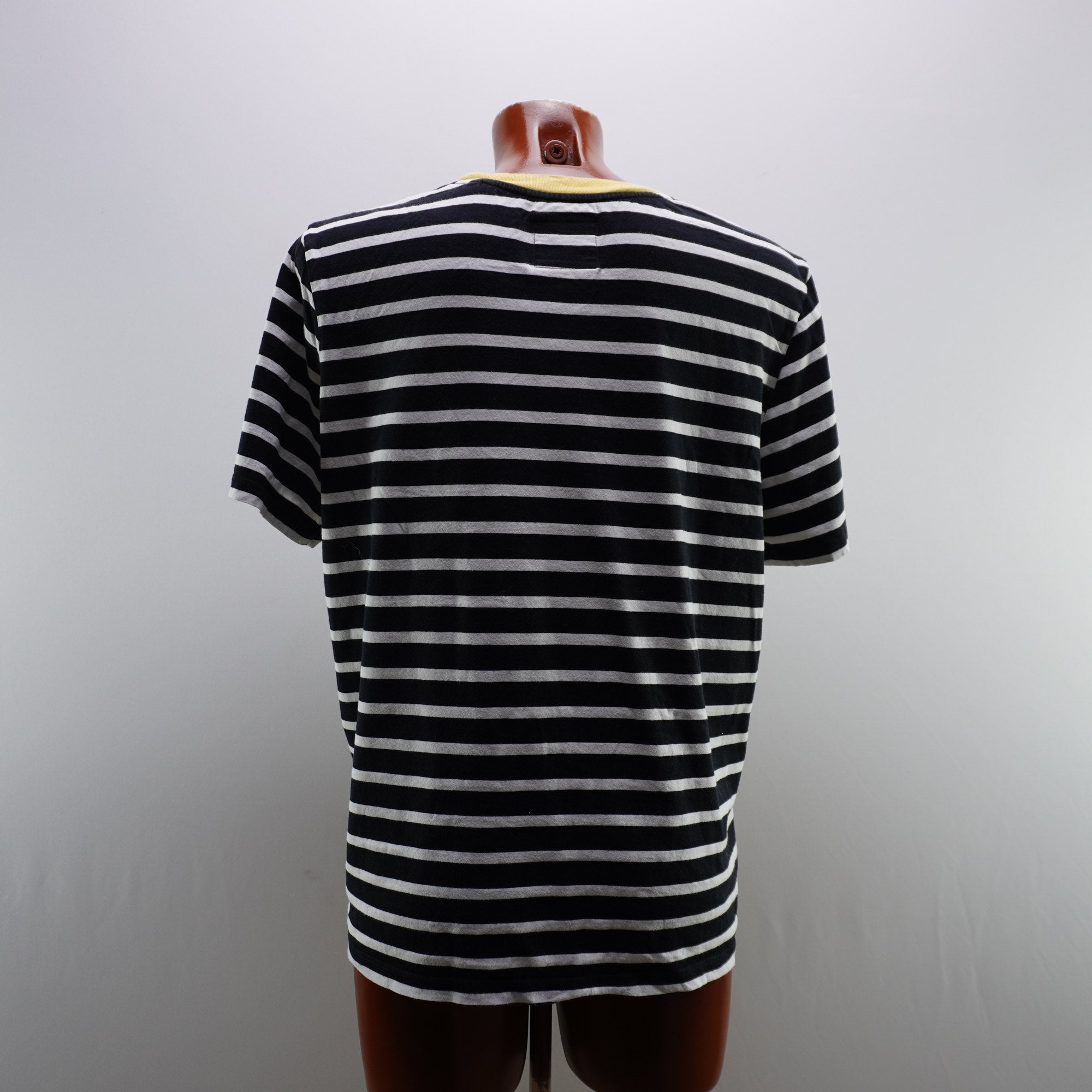 Camiseta de Manga Corta Superdry para Mujer Usada - Blanca, XL