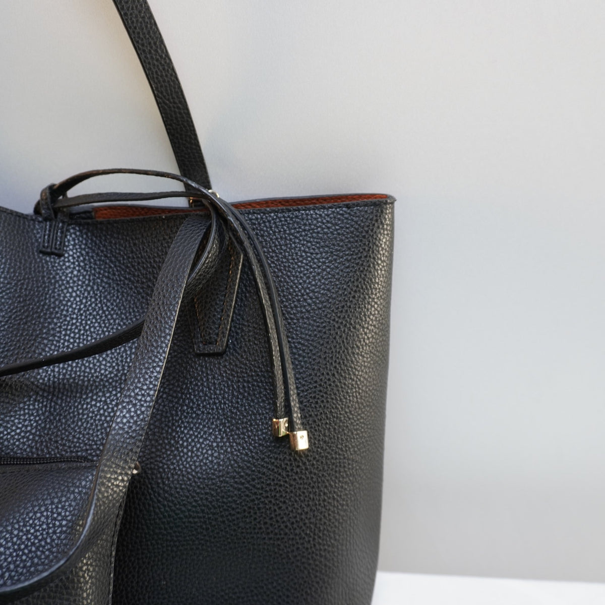 Bolso Baguette Guess para Mujer Usado - Negro
