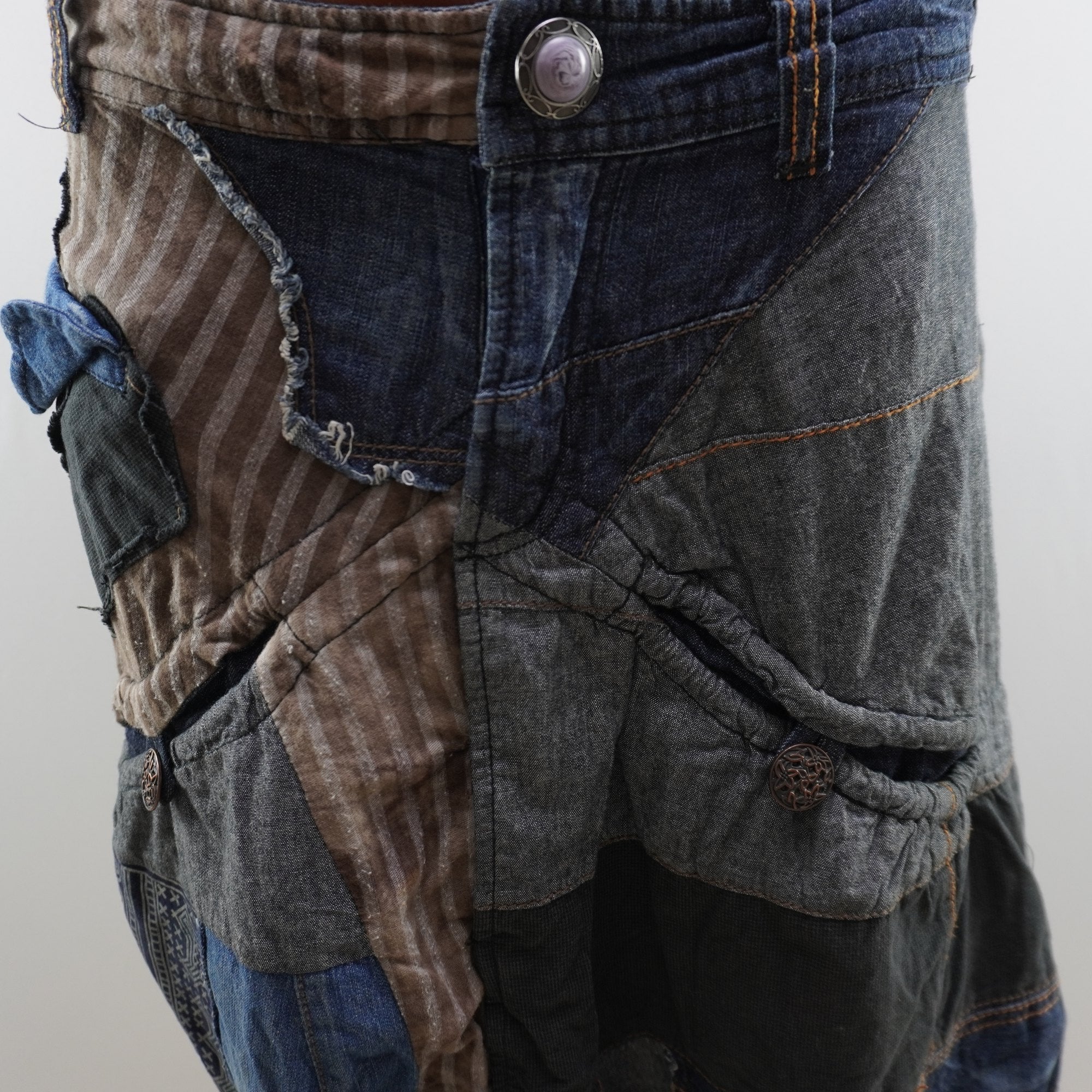 Pantalones Cortos Desigual para Mujer Usados - Azul Marino, M