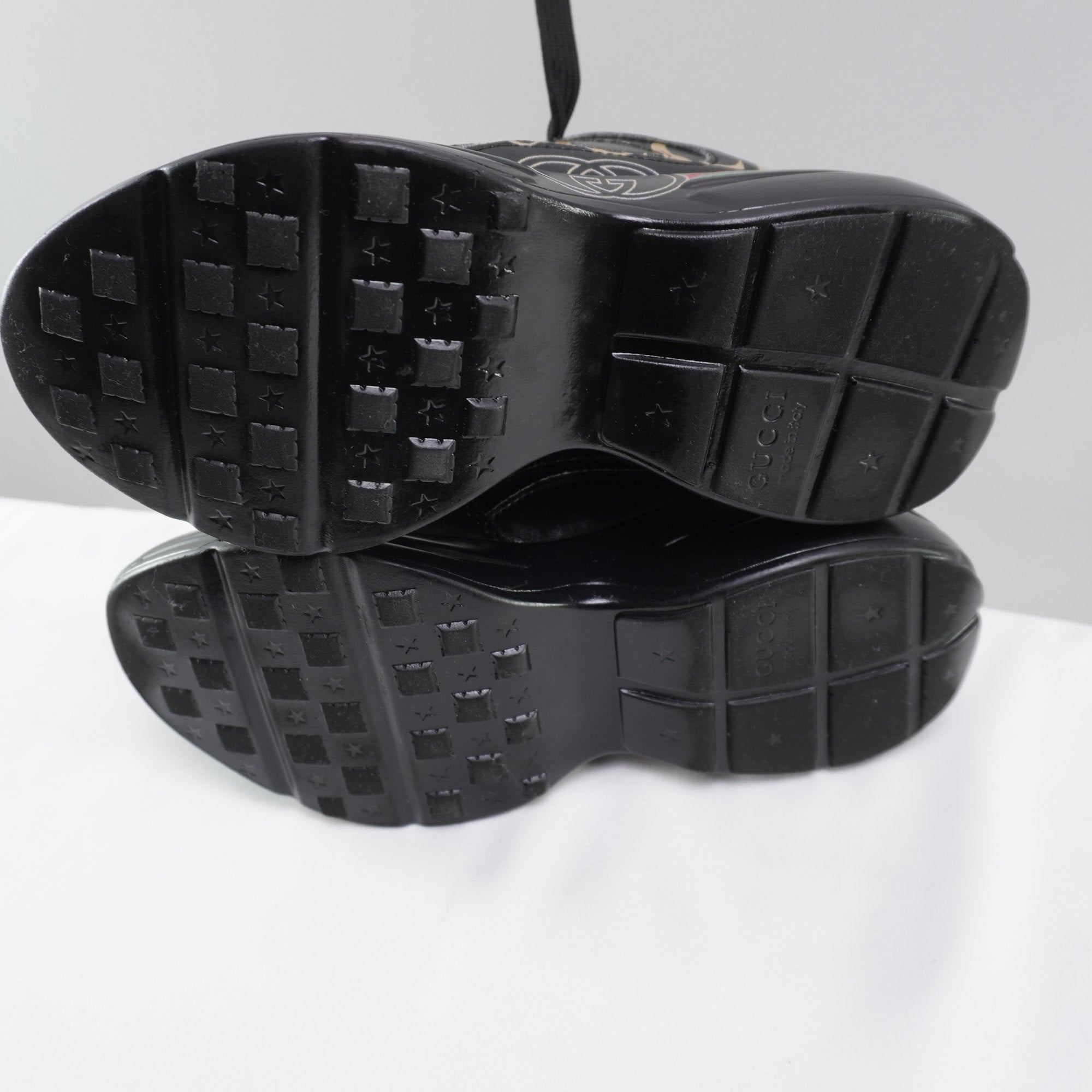 Zapatillas Gucci para Mujer Usadas - Negro, Talla 38
