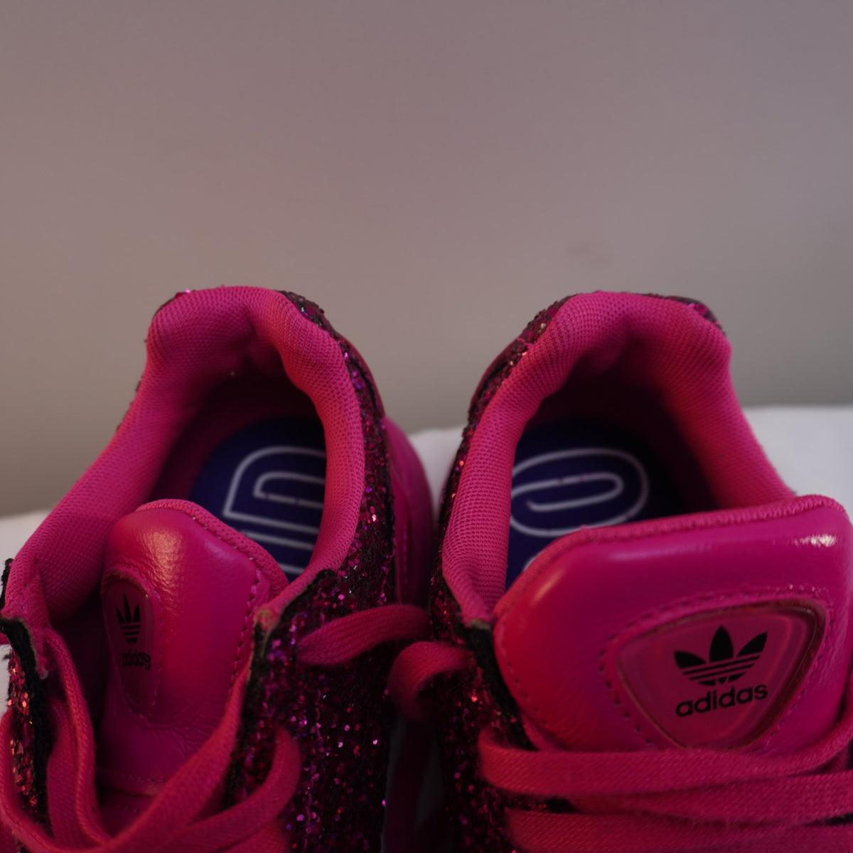 Zapatillas Adidas para Mujer Usadas - Rosa, Talla 38