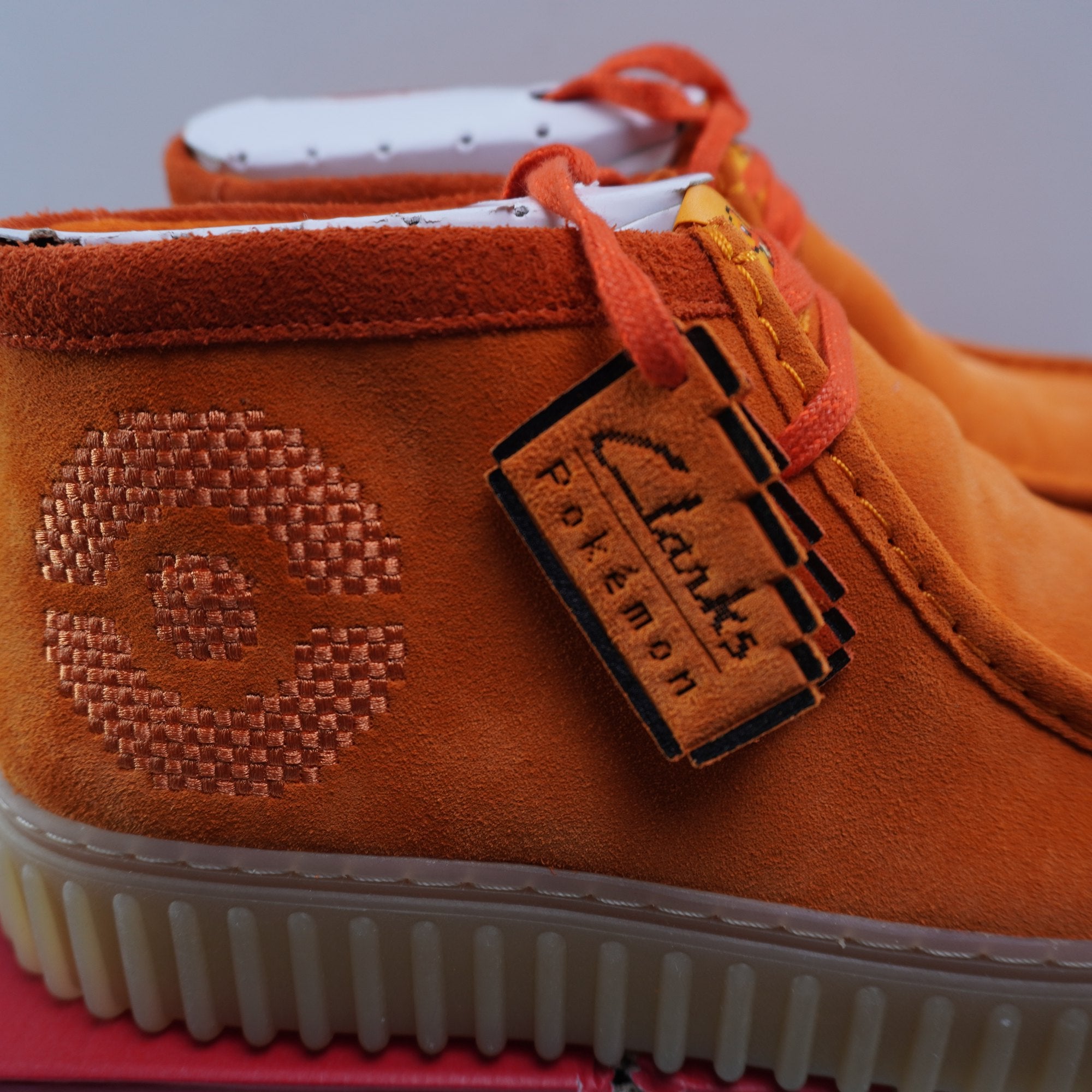 Zapatillas Clarks para Hombre Usadas - Naranjas, Talla 45