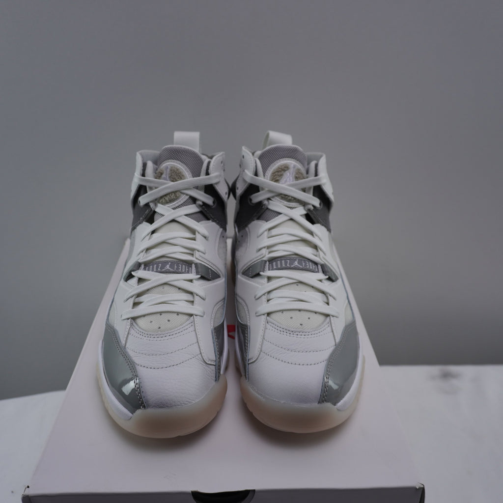 Zapatillas Jordan para Hombre Usadas - Blancas, 42.5