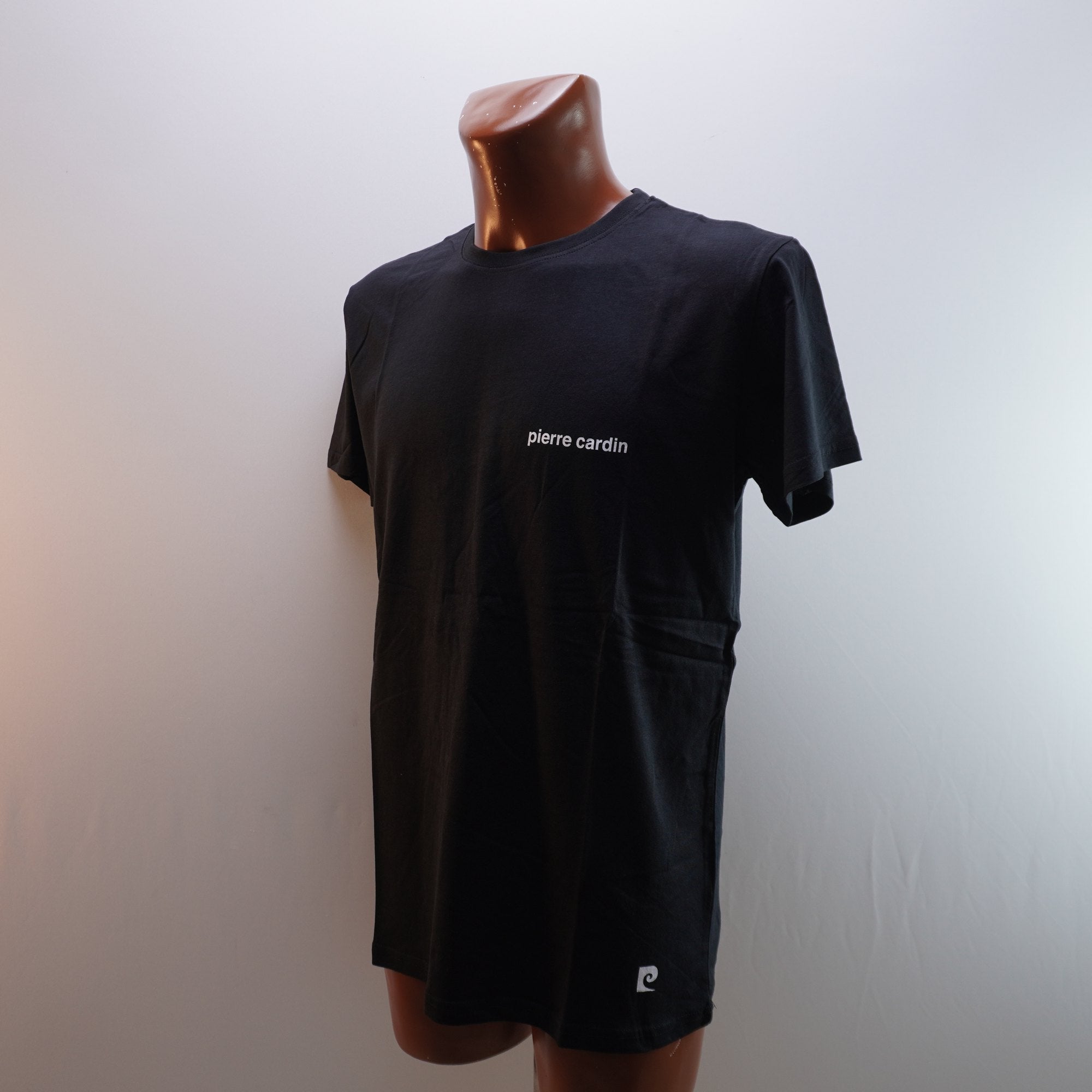Camiseta Deportiva Pierre Cardin para Mujer Usada - Negra, L