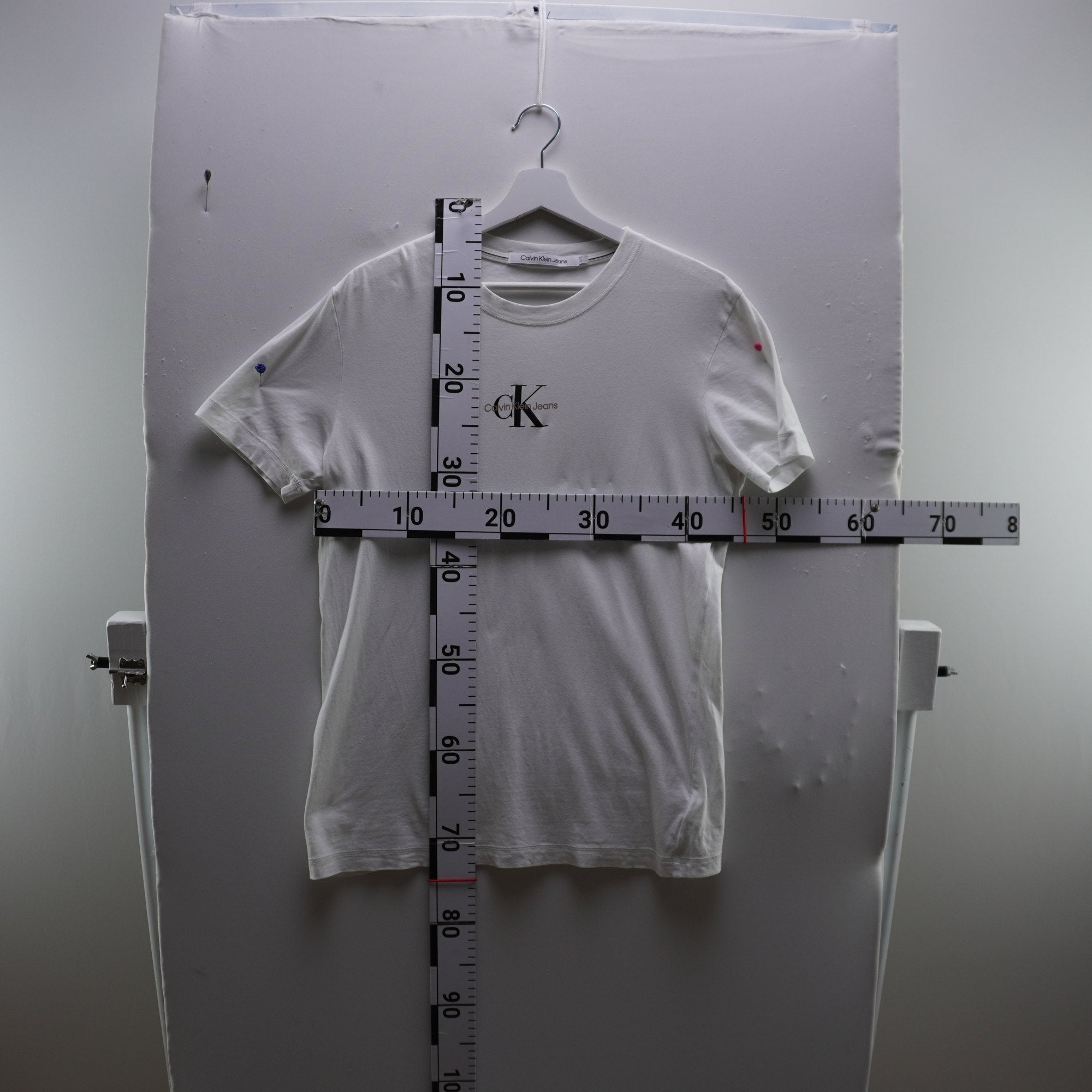 Camiseta de Manga Corta Calvin Klein para Mujer - Blanco, L, Usada en Muy Buen Estado
