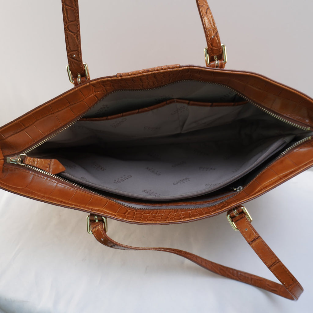 Bolso Baguette Guess para Mujer Usado - Marrón, Muy Buen Estado