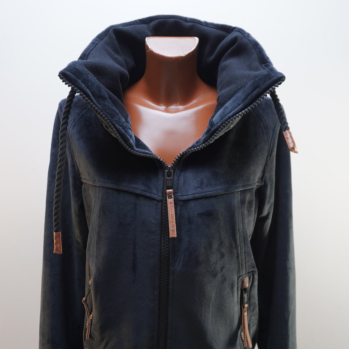 Parka Naketano para Mujer Usada - Negra, M