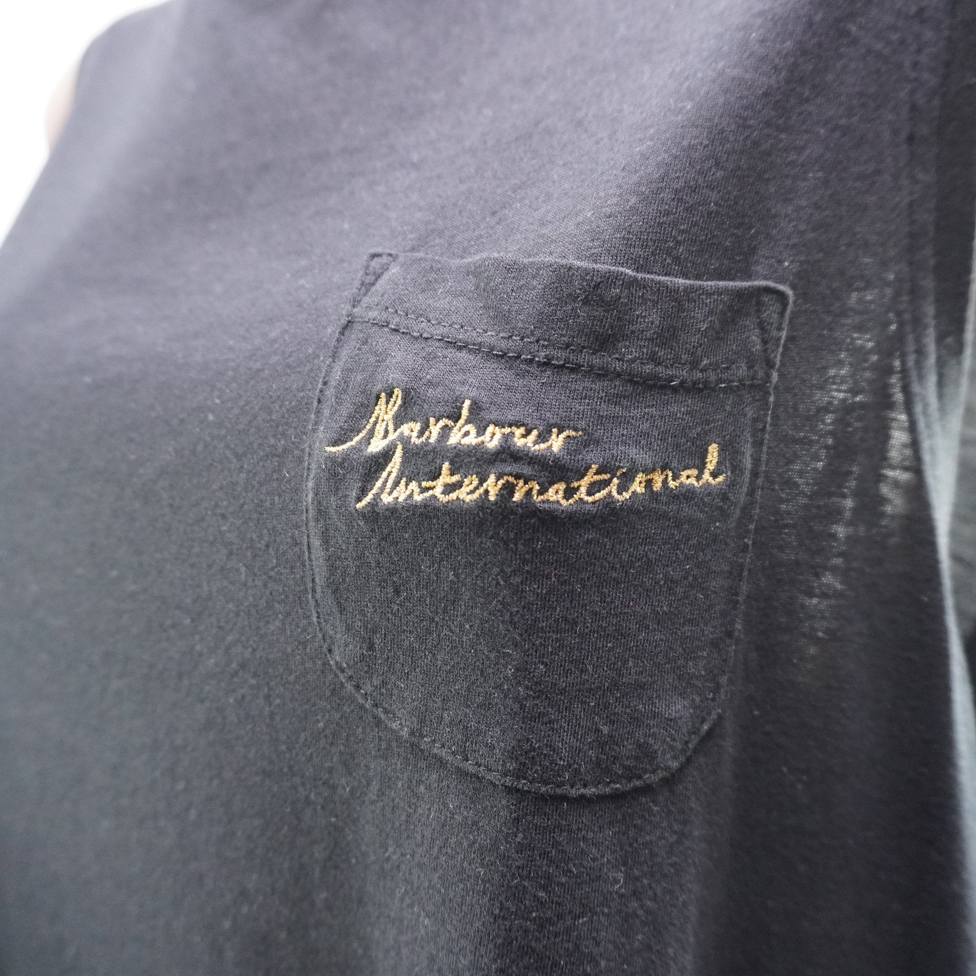 Camiseta Barbour para Mujer Usada - Negra, XL