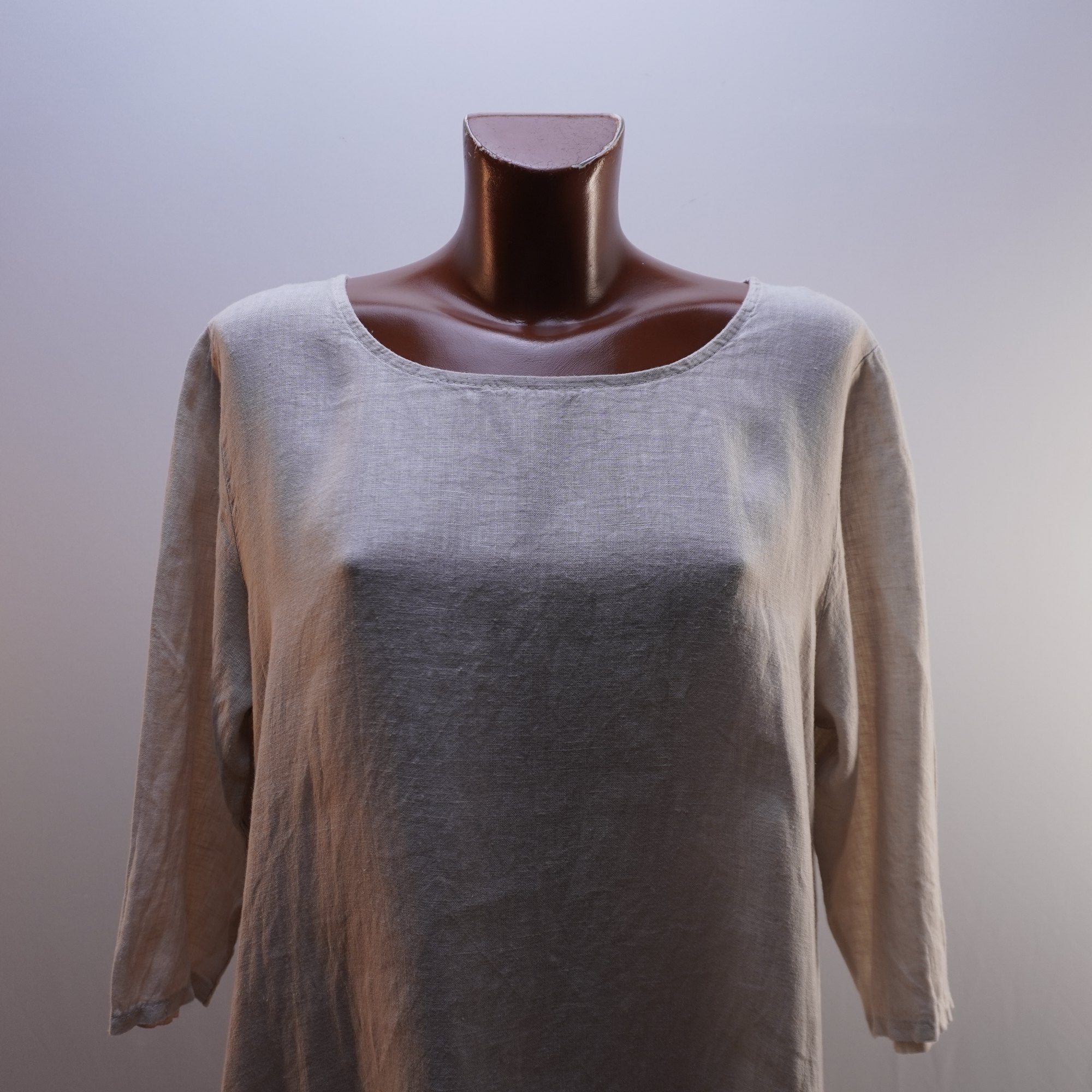 Camiseta de Manga Corta Italian Style para Mujer Usada - Beige, XL