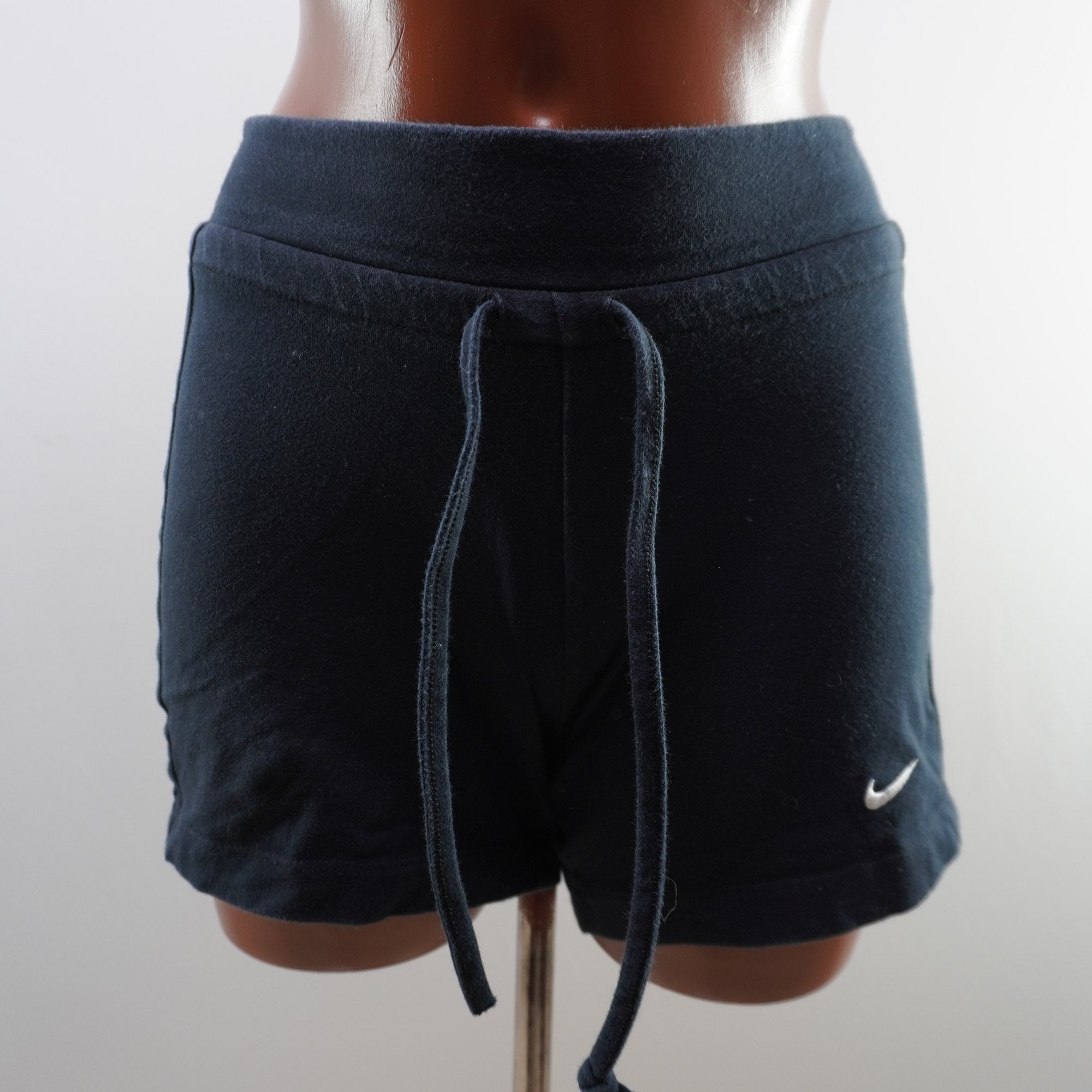 Bermudas Nike para Mujer Usadas - Negro, S