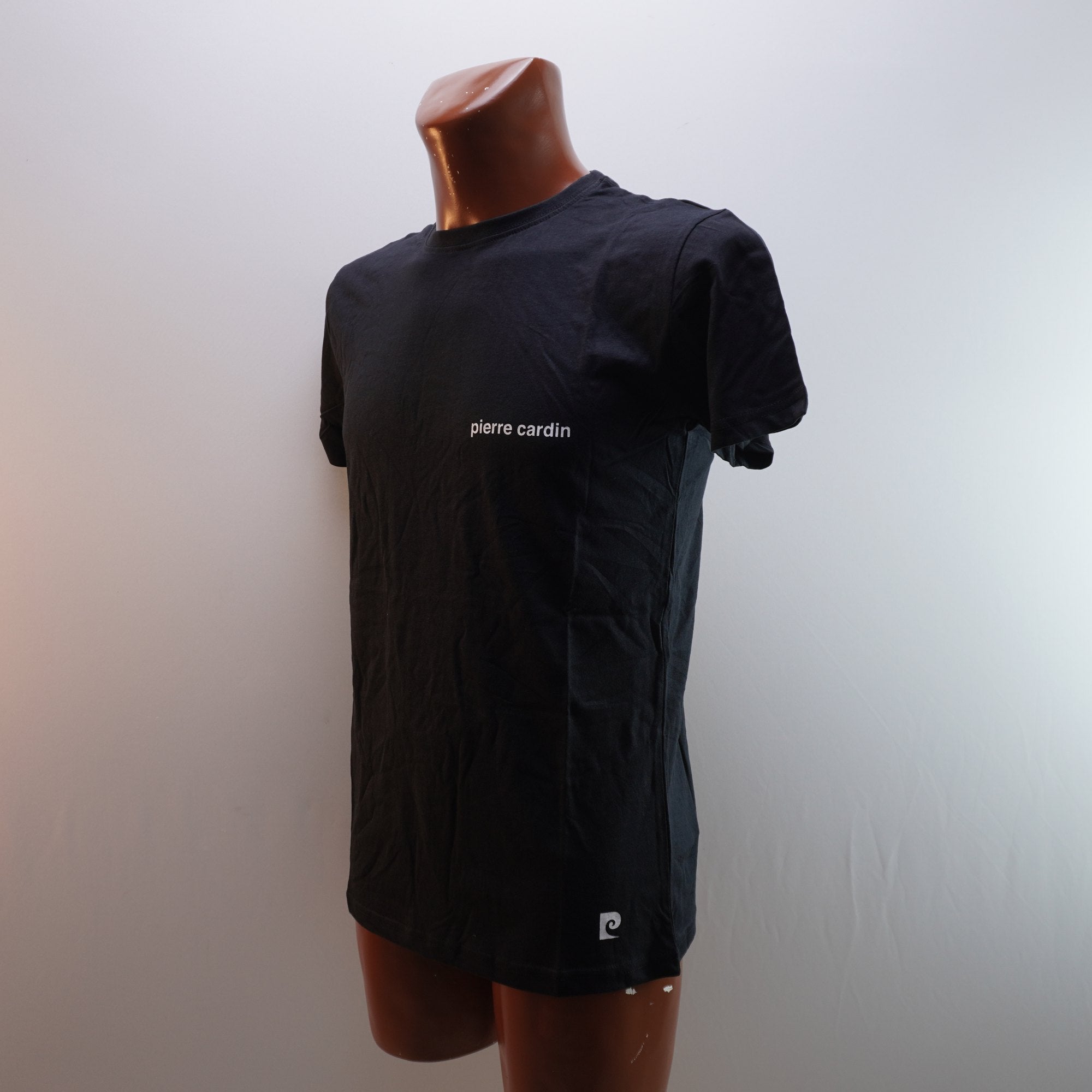 Camiseta Deportiva Pierre Cardin para Hombre Usada - Negra, S