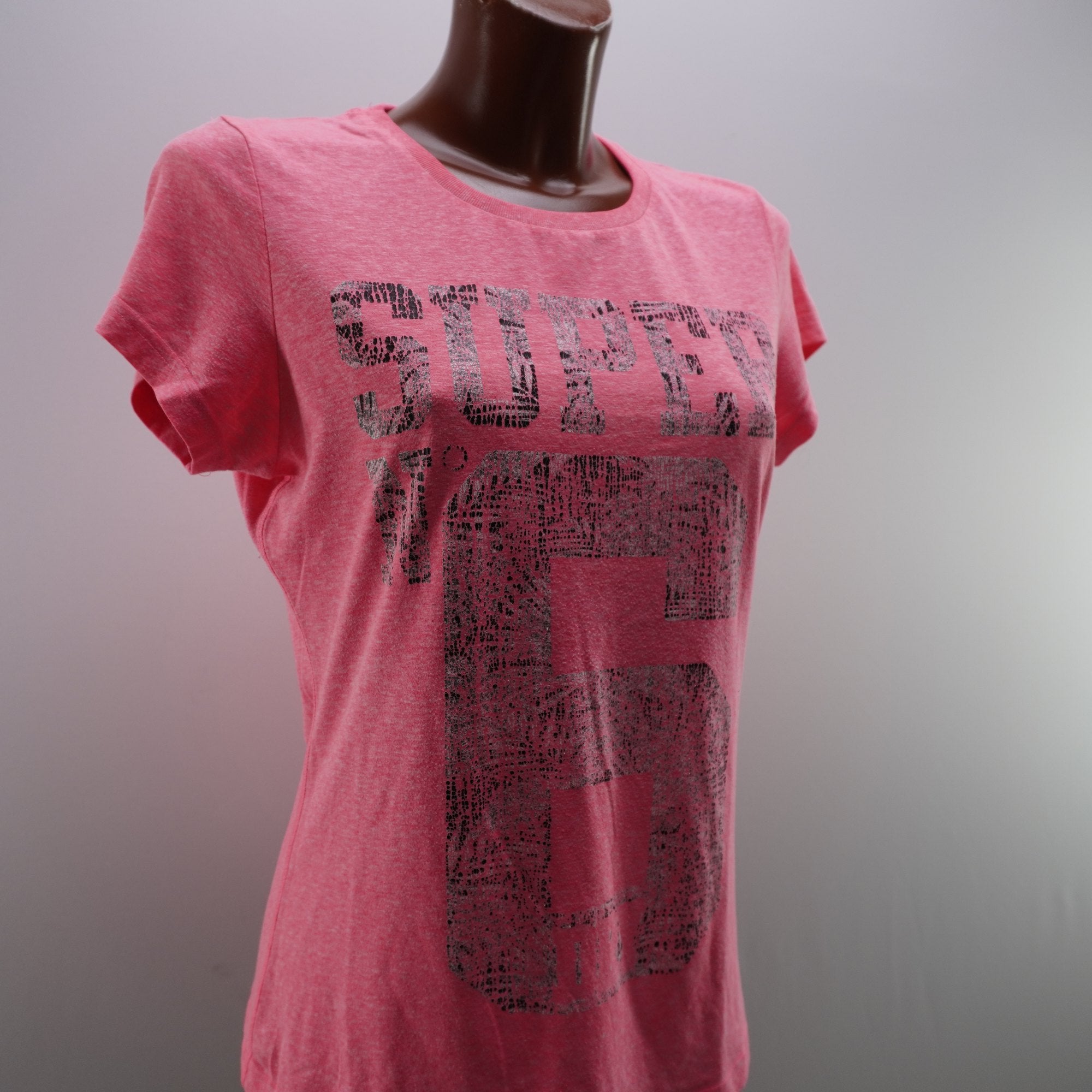 Camiseta de Manga Corta Superdry para Mujer - Rosa, L (Usada en Muy Buen Estado)