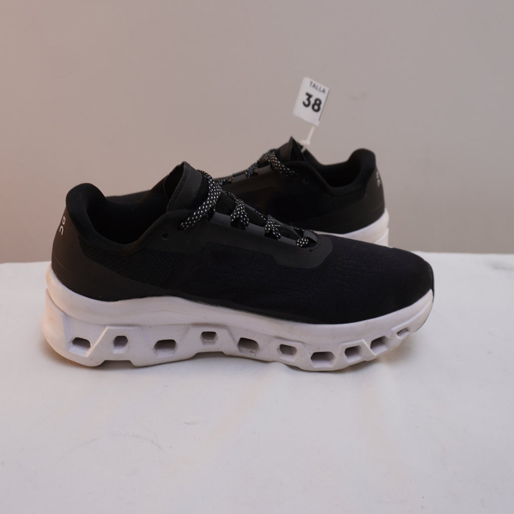 Zapatillas Cloudmonster 2 para Mujer Usadas - Negro, Talla 39