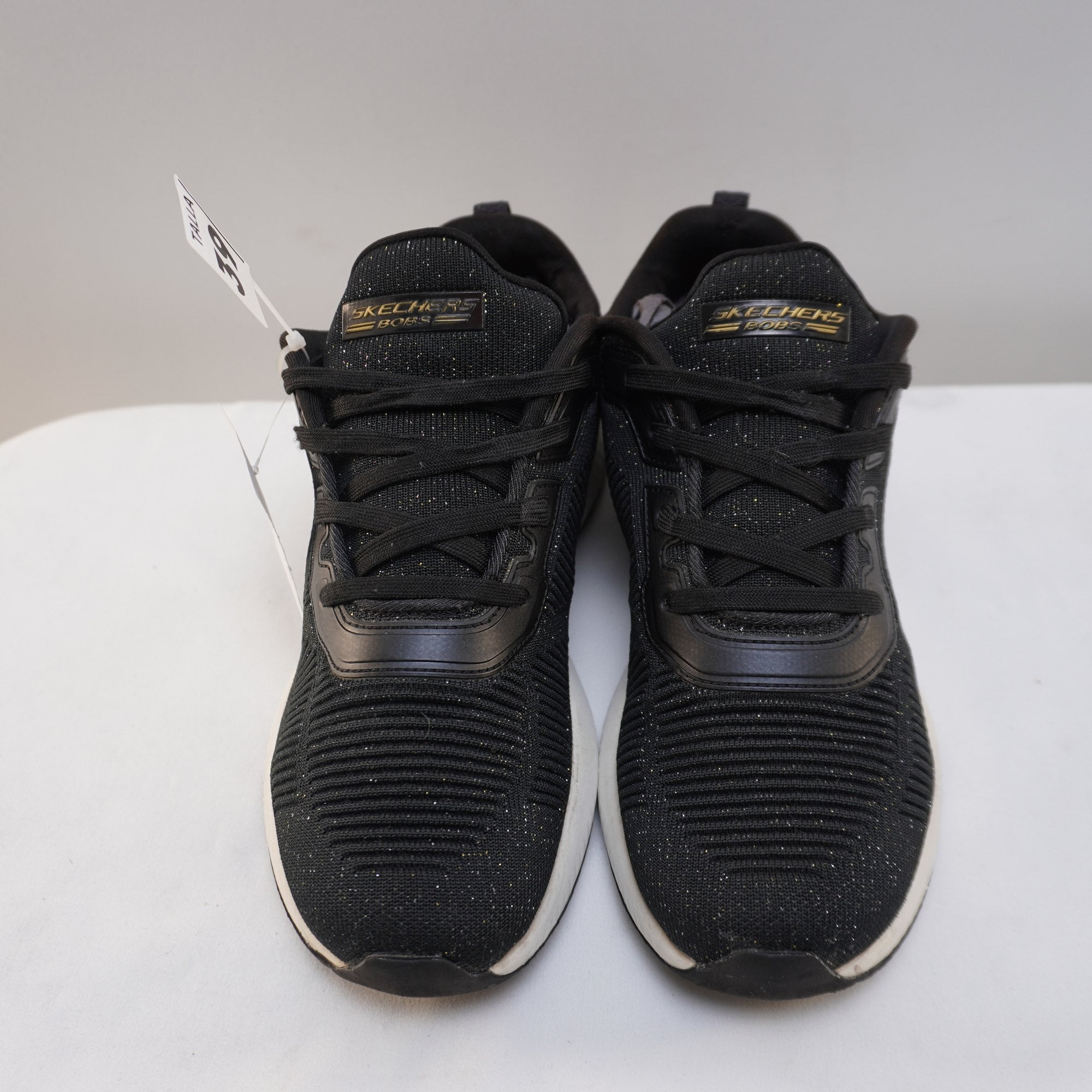 Zapatillas Skechers para Mujer Usadas - Negro, Talla 39