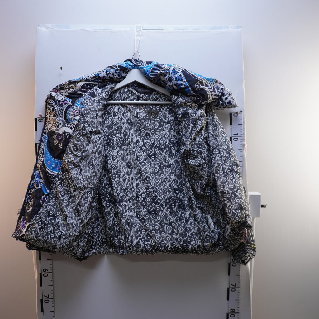 Parka Desigual para Mujer Usada - Multicolor, XL