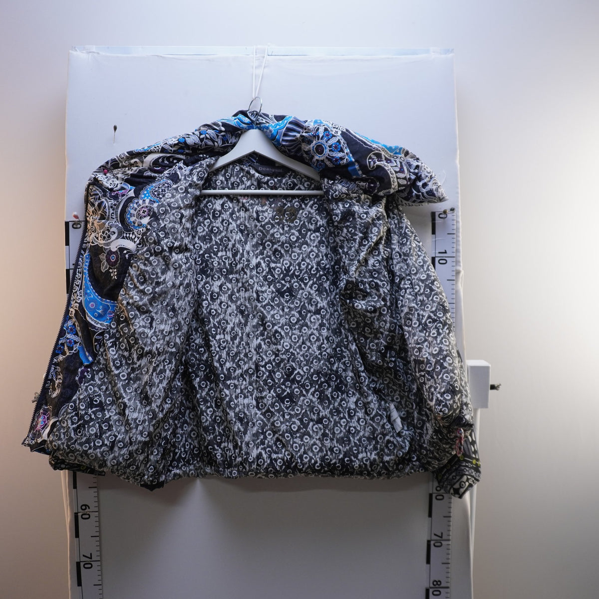 Parka Desigual para Mujer Usada - Multicolor, XL