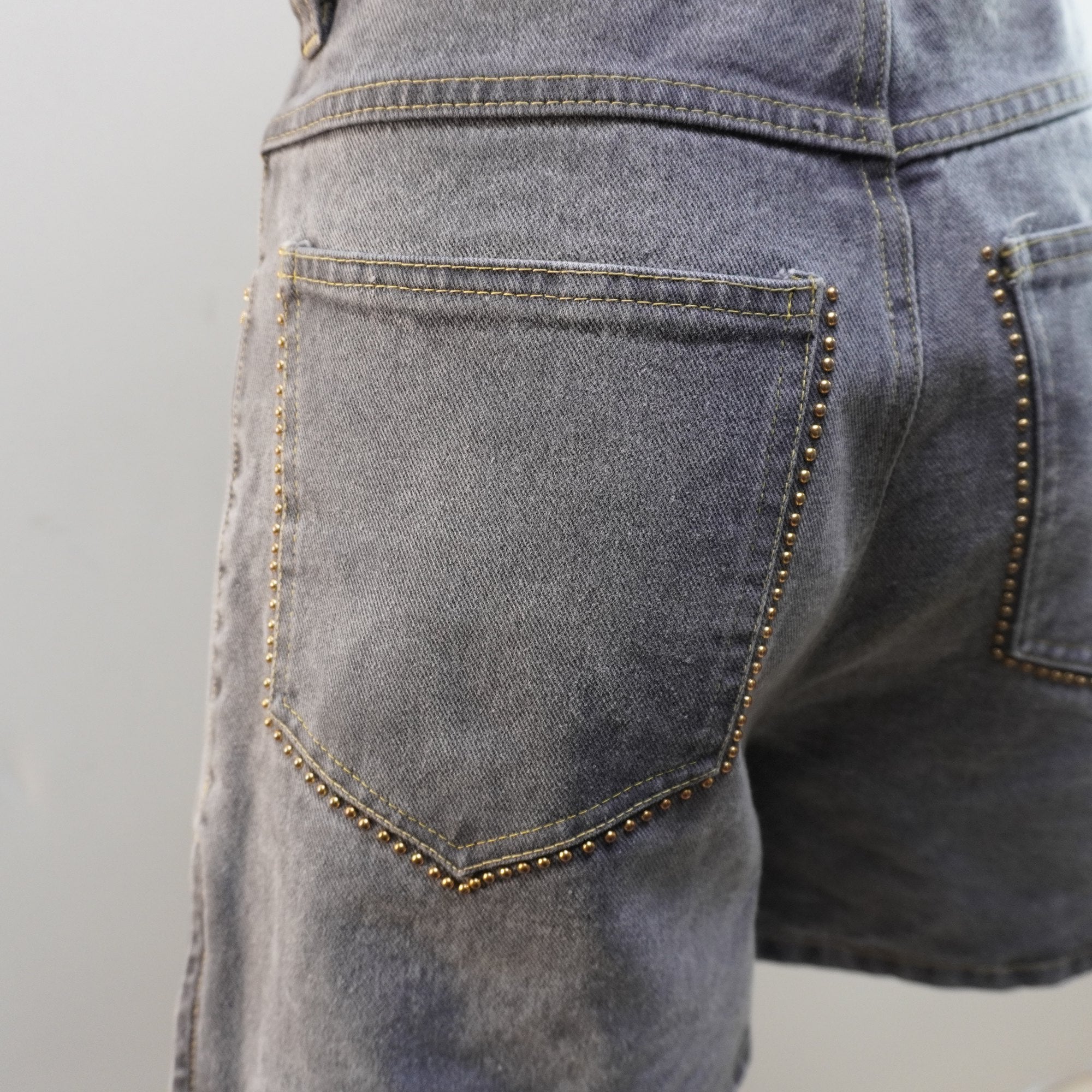 Pantalones Cortos Vaqueros Munich para Mujer Usados - Gris, M