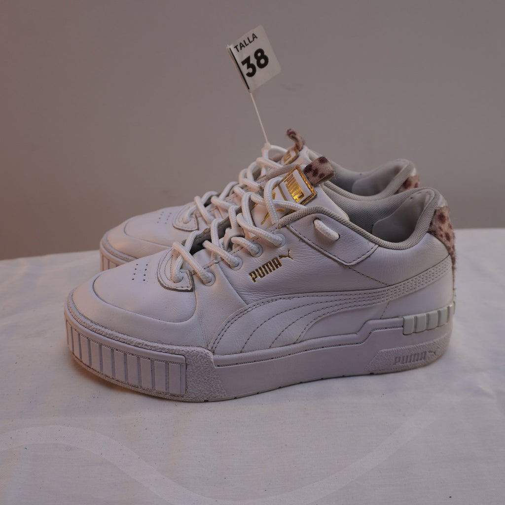 Zapatillas Puma para Mujer Usadas - Blanco, Talla 38