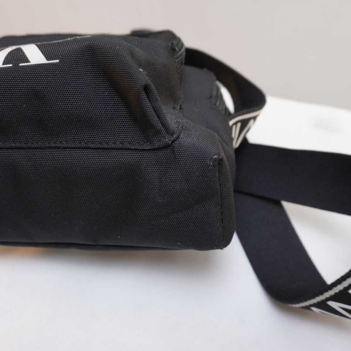 Bolso Baguette Calvin Klein para Mujer Usado - Negro