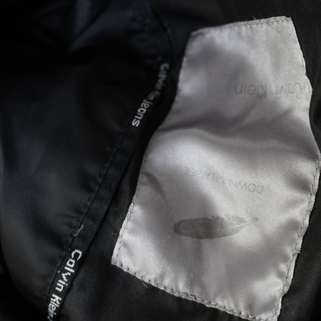 Parka Calvin Klein para Mujer Usada - Negra, XL