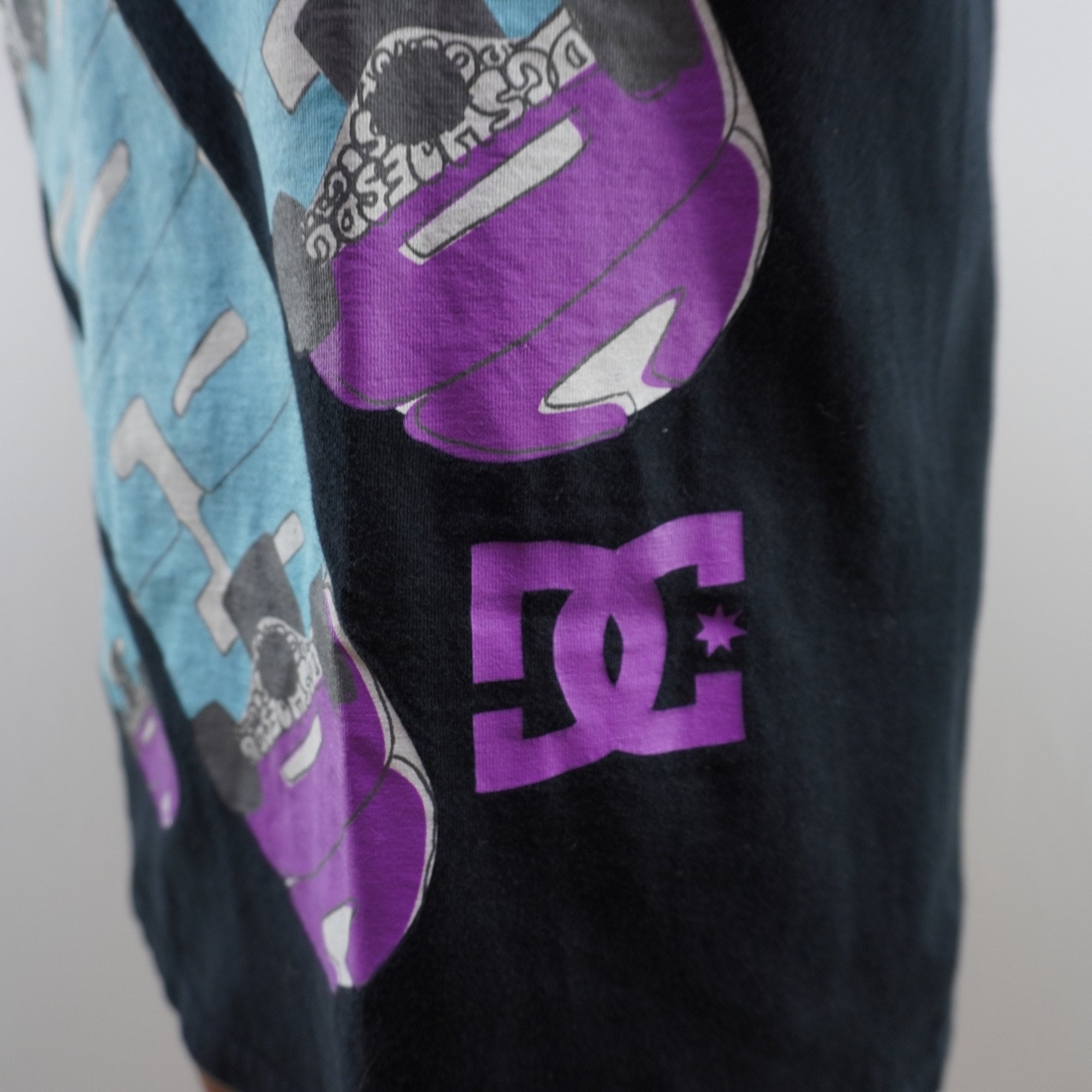 Camiseta de Manga Corta DC Shoes para Hombre Usada - Negra, M