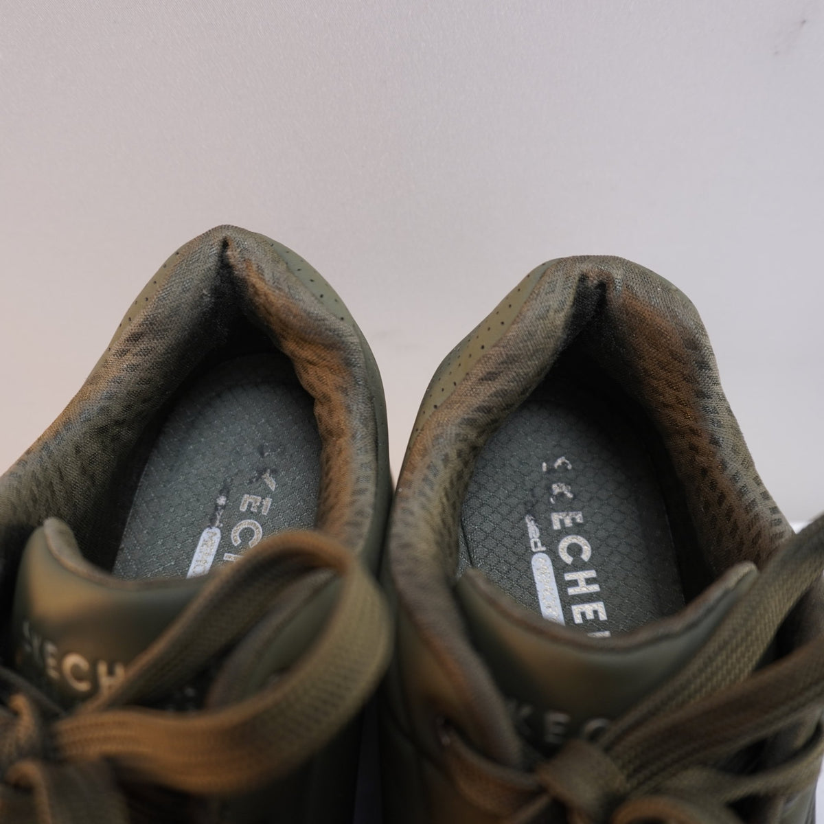 Zapatillas Skechers para Mujer Usadas - Verde, 38