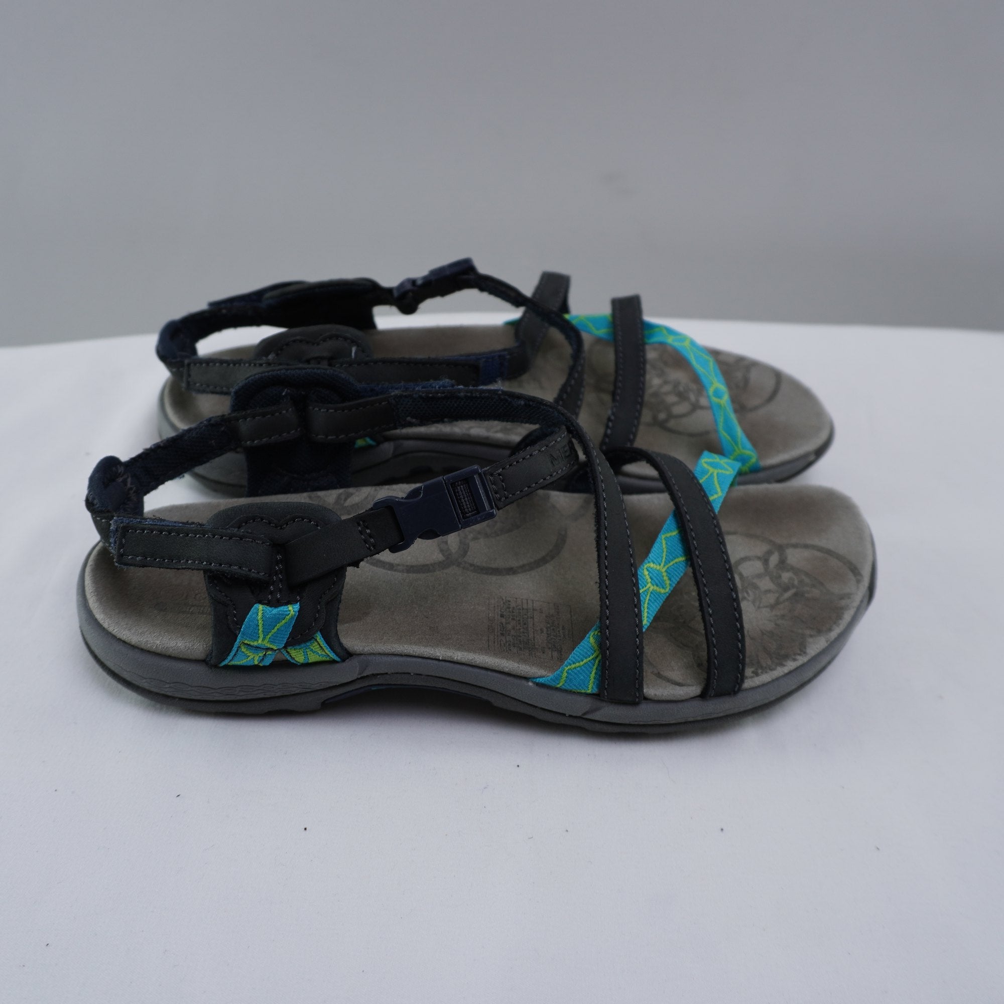 Sandalias Merrell para Mujer Usadas - Azul Marino, Talla 37