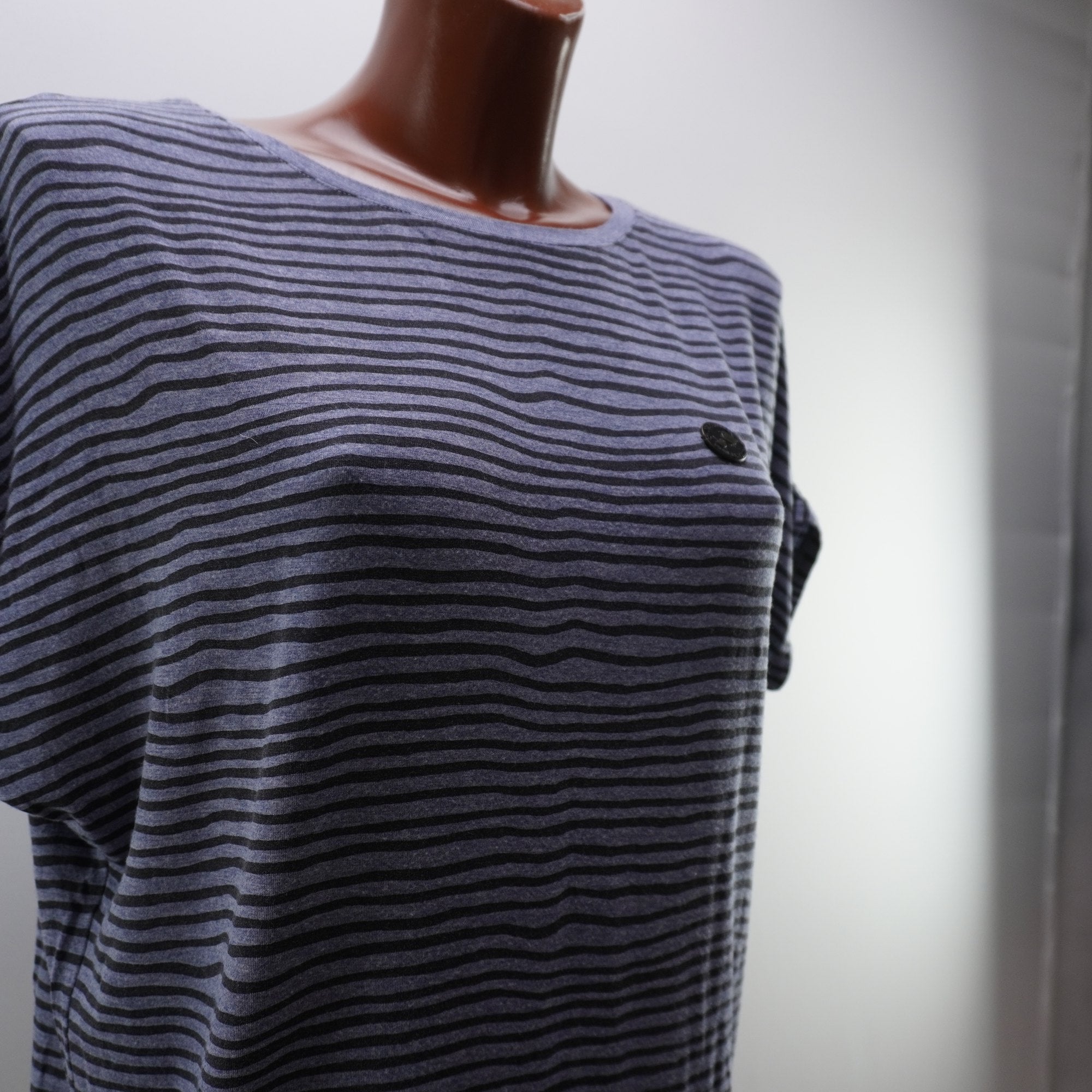 Camiseta Naketano para Mujer Usada - Gris, M