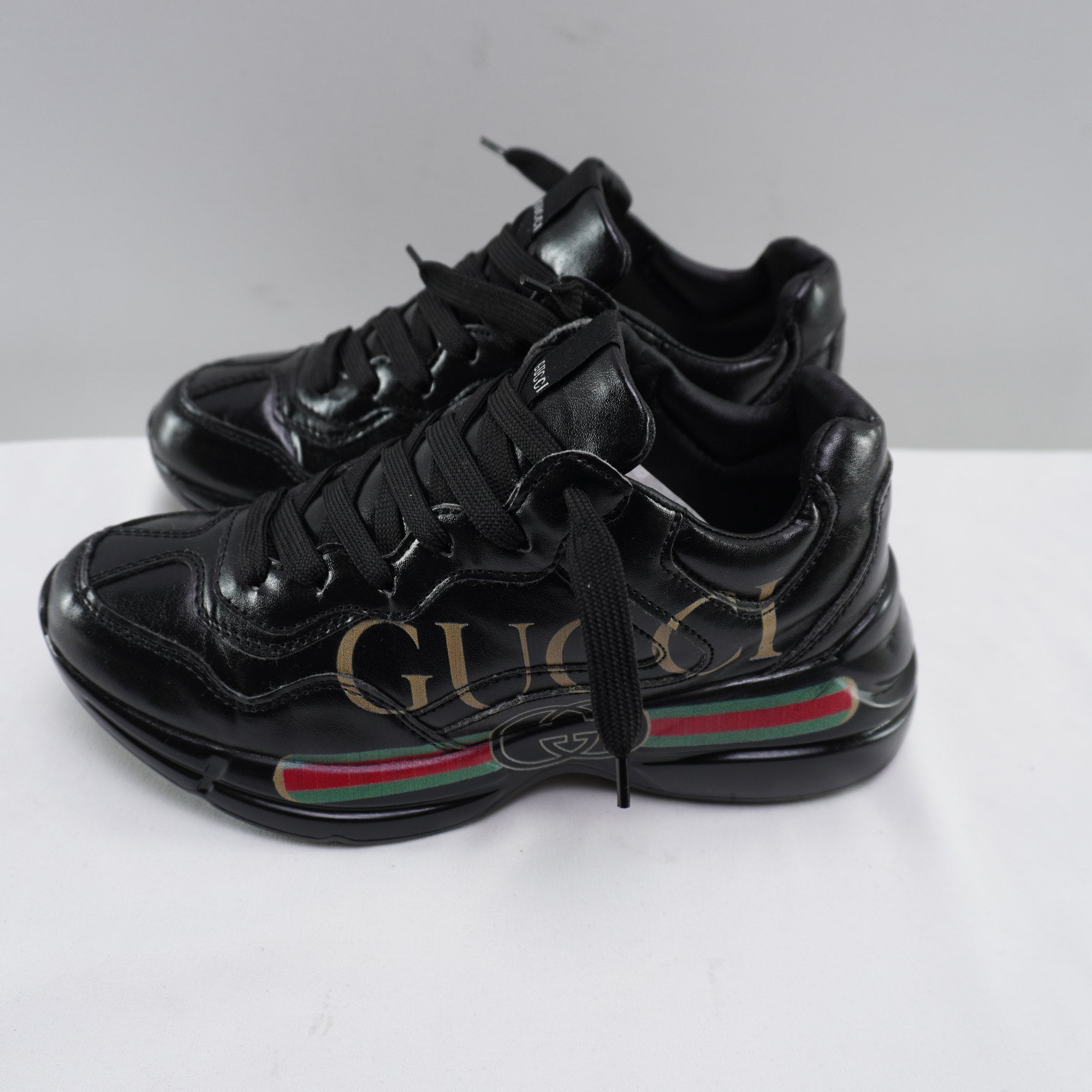 Zapatillas Gucci para Mujer Usadas - Negro, Talla 38