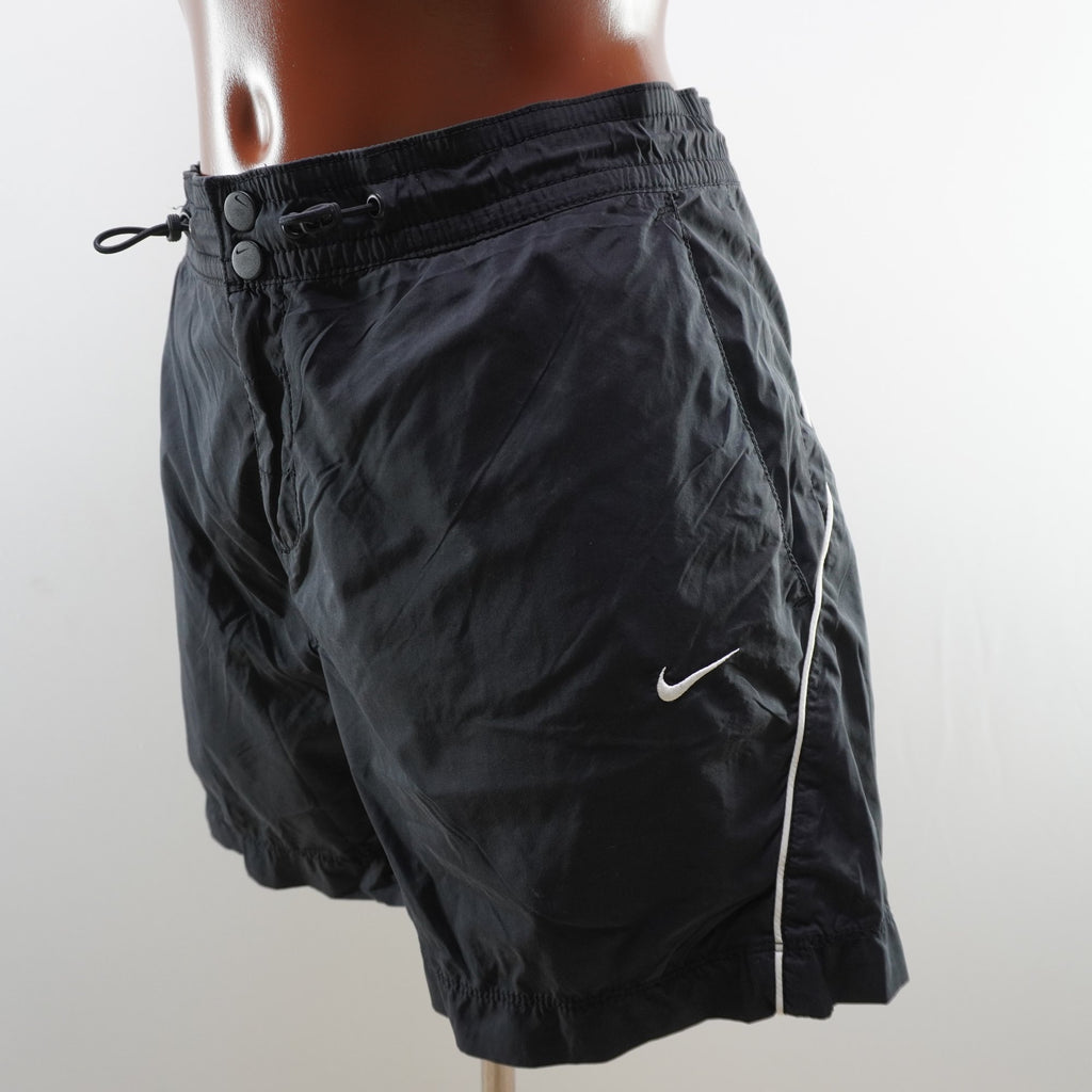 Bermudas Nike para Mujer Usadas - Negro, L
