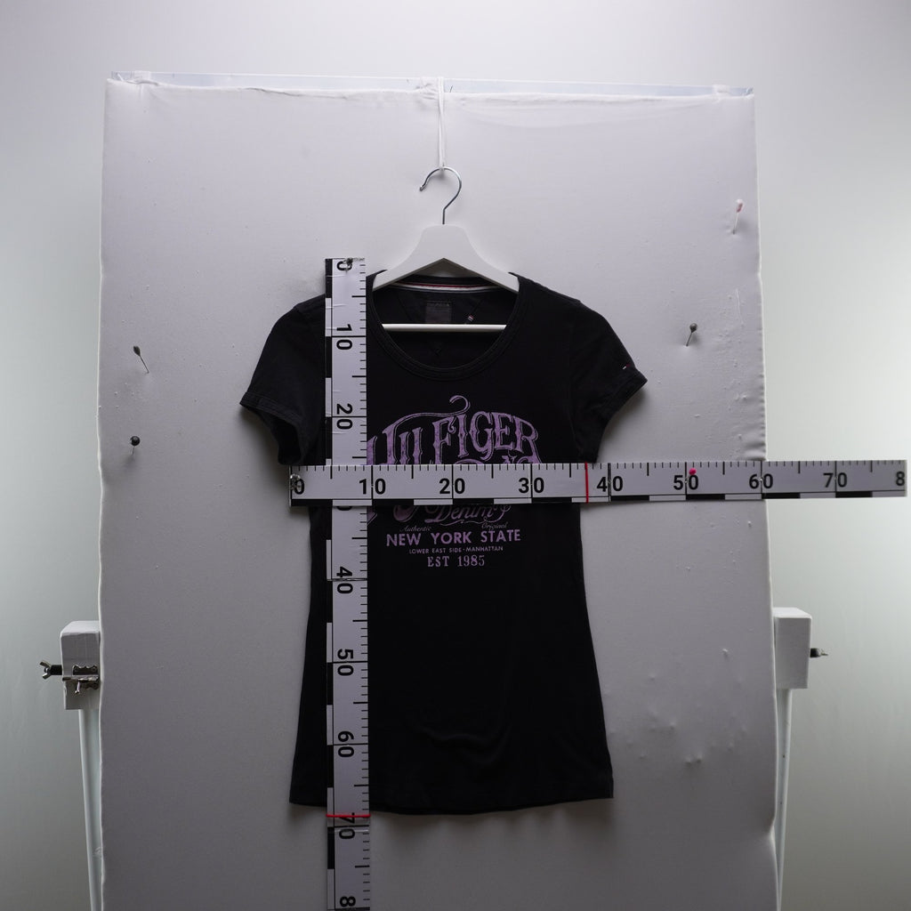 Camiseta de Manga Corta Tommy Hilfiger para Mujer - Negra, S, Usada en Muy Buen Estado