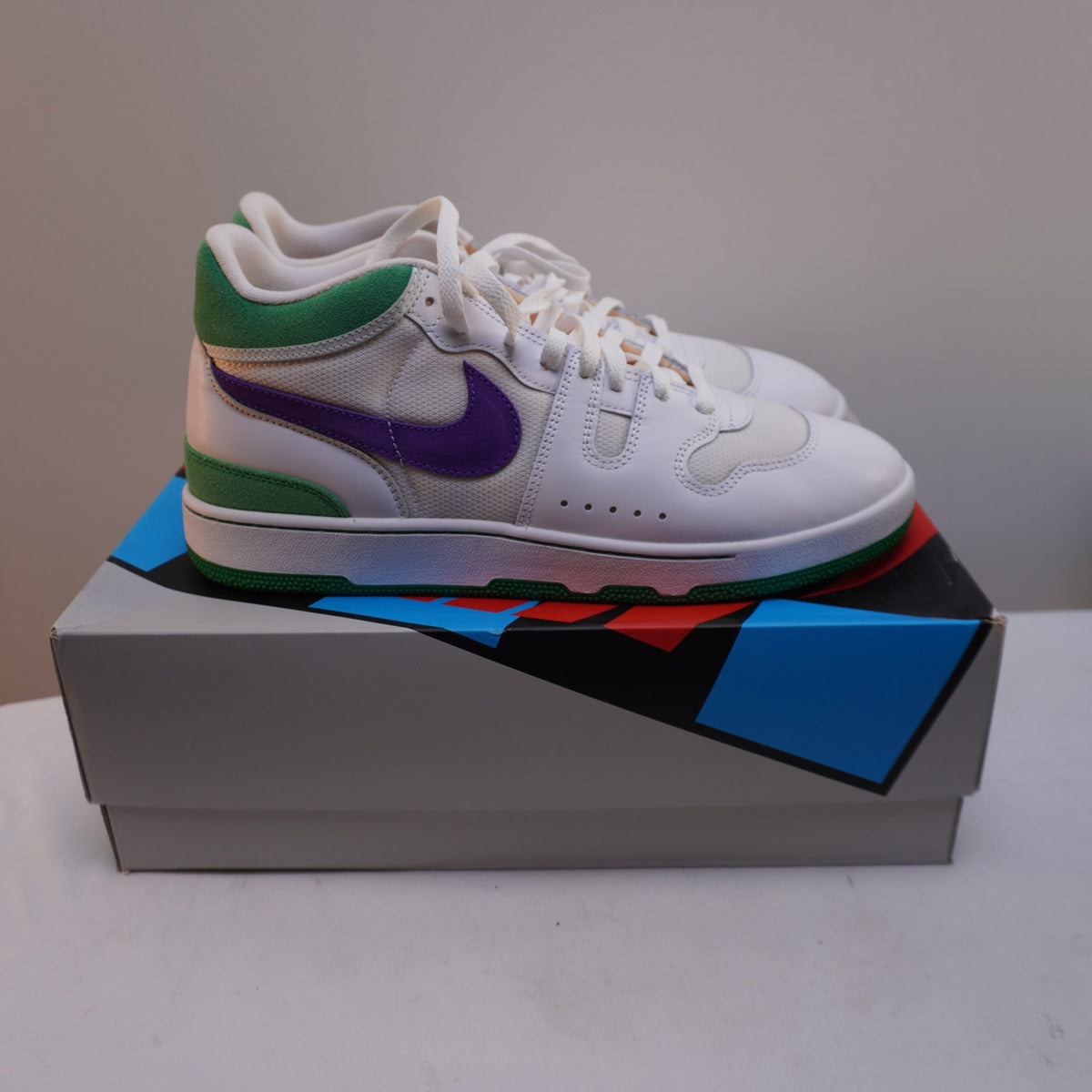 Zapatillas Nike para Hombre Usadas - Blancas, Talla 47