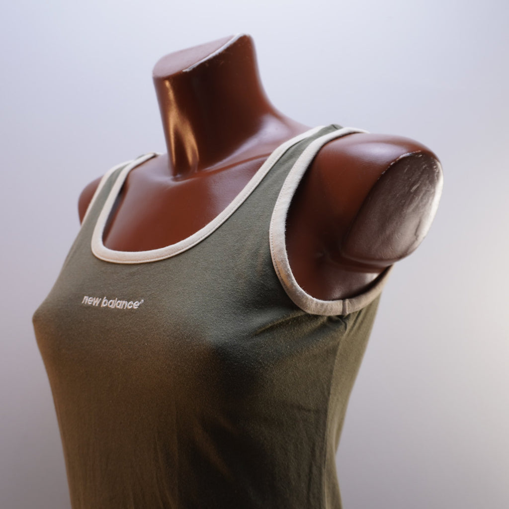 Vestido New Balance para Mujer Usado - Verde, Mediano (M)