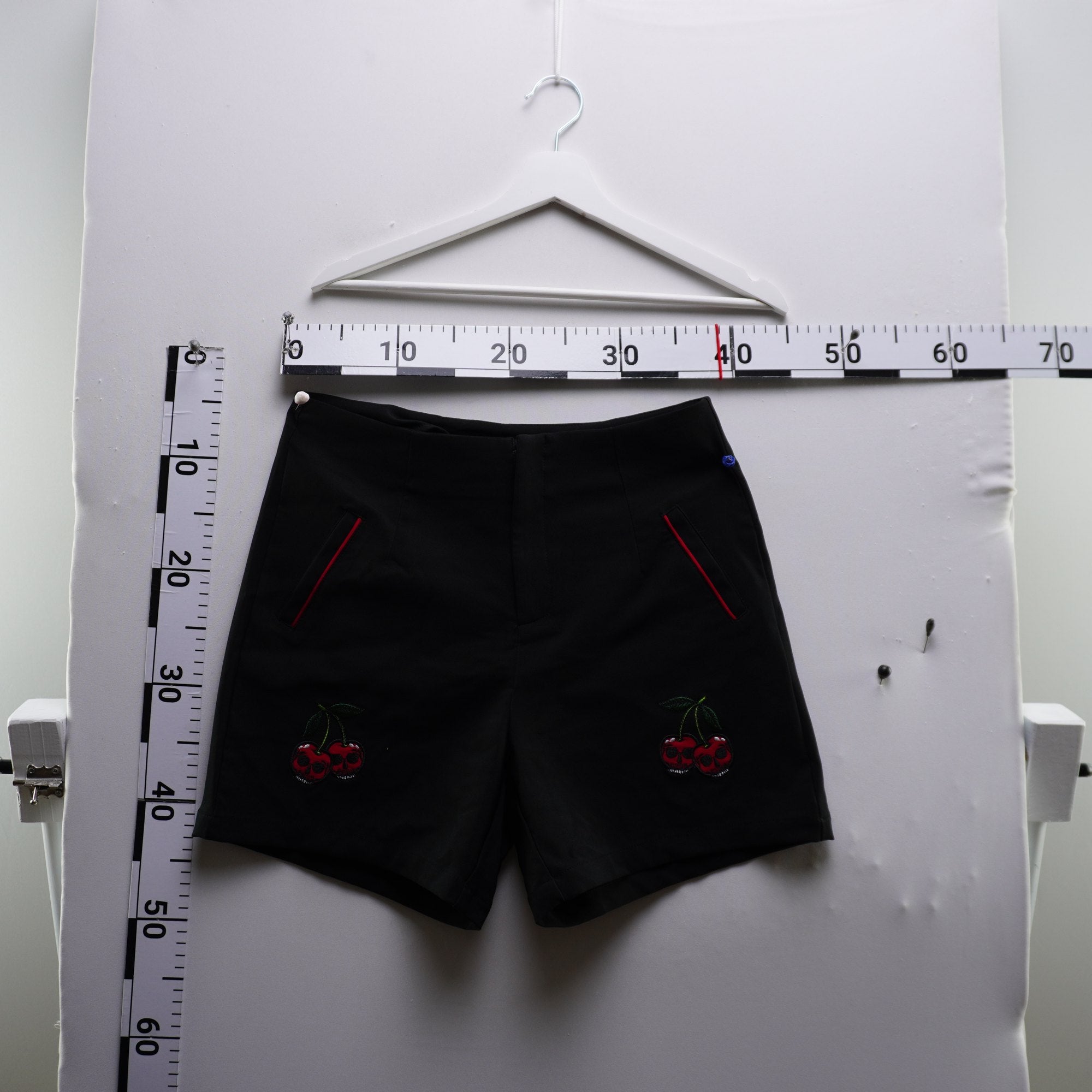 Pantalones Cortos para Correr Banned para Mujeres - Negro, M, Usados en Muy Buen Estado