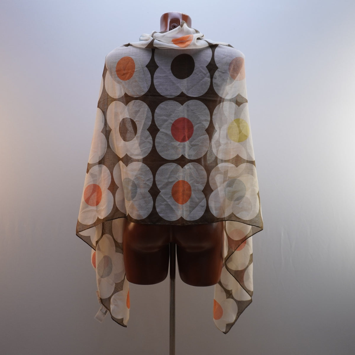 Bufanda Uniqlo para Mujer Usada - Multicolor
