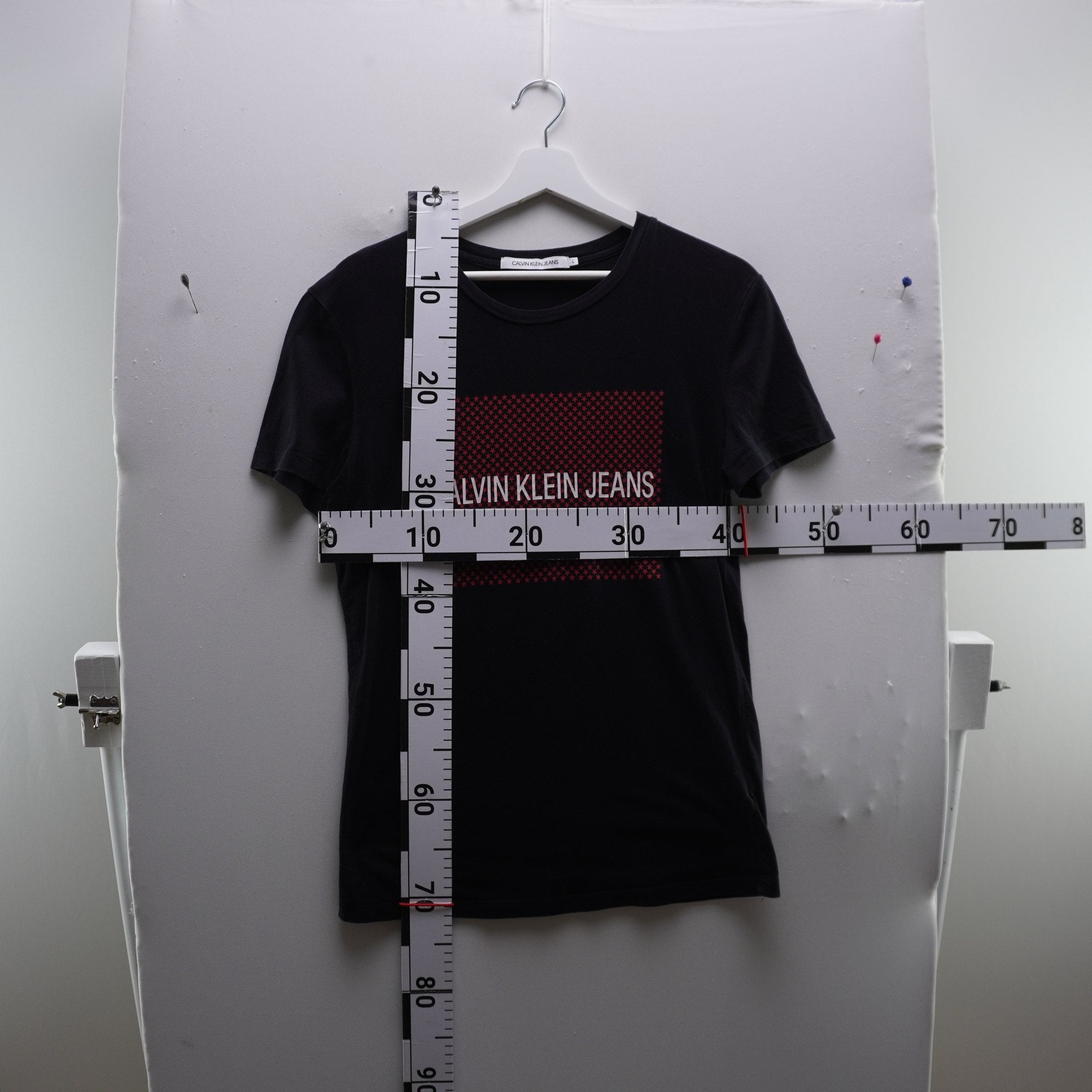 Camiseta de Manga Corta Calvin Klein para Mujer Usada - Negro, L