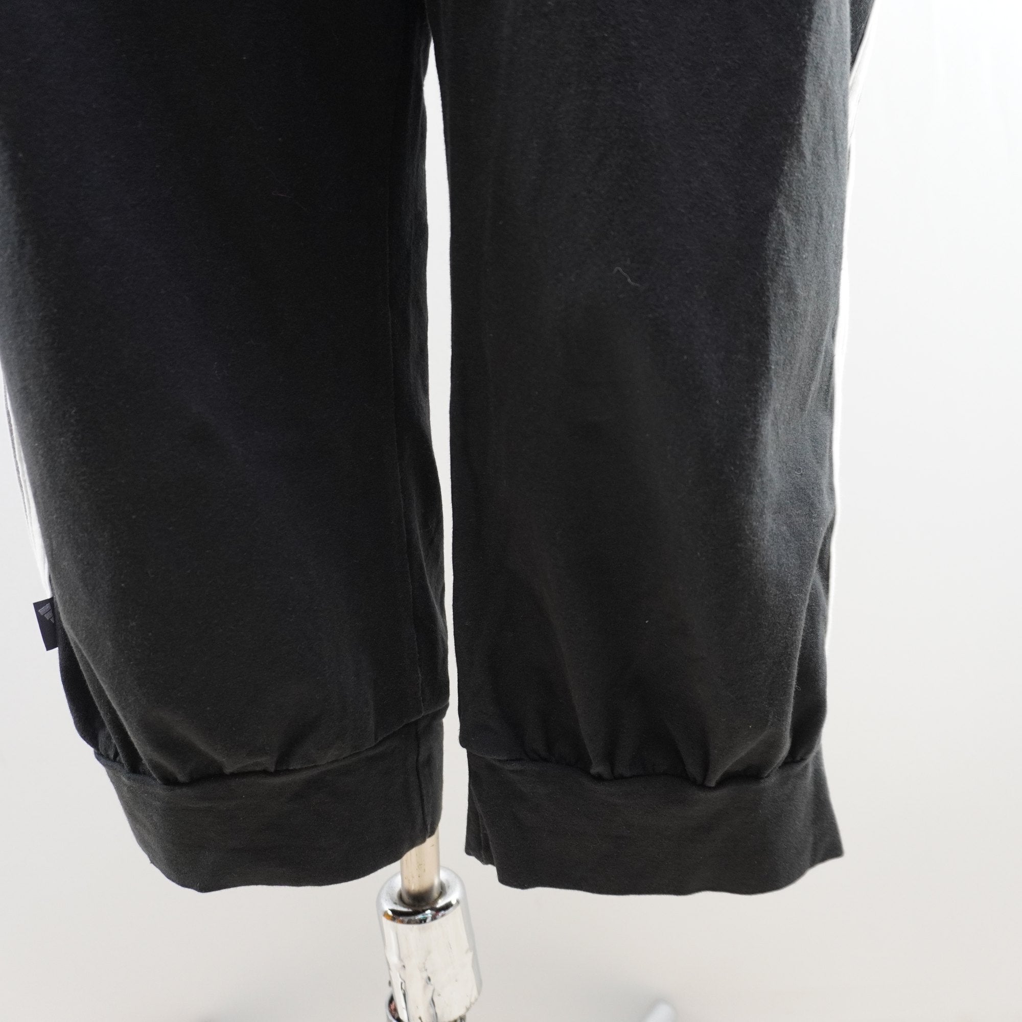 Pantalones Cortos Adidas para Mujer Usados - Negro, XXL