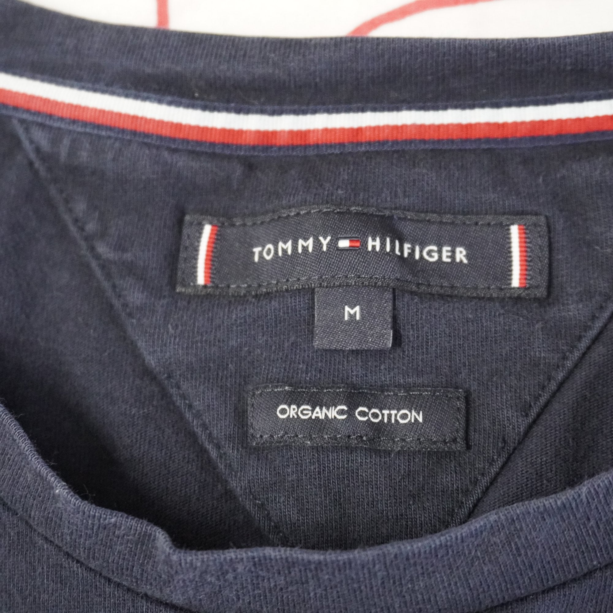 Camiseta de Manga Corta Tommy Hilfiger para Mujer - Azul Marino, M (Usada, Muy Buen Estado)