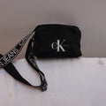 Bolso Baguette Calvin Klein para Mujer Usado - Negro
